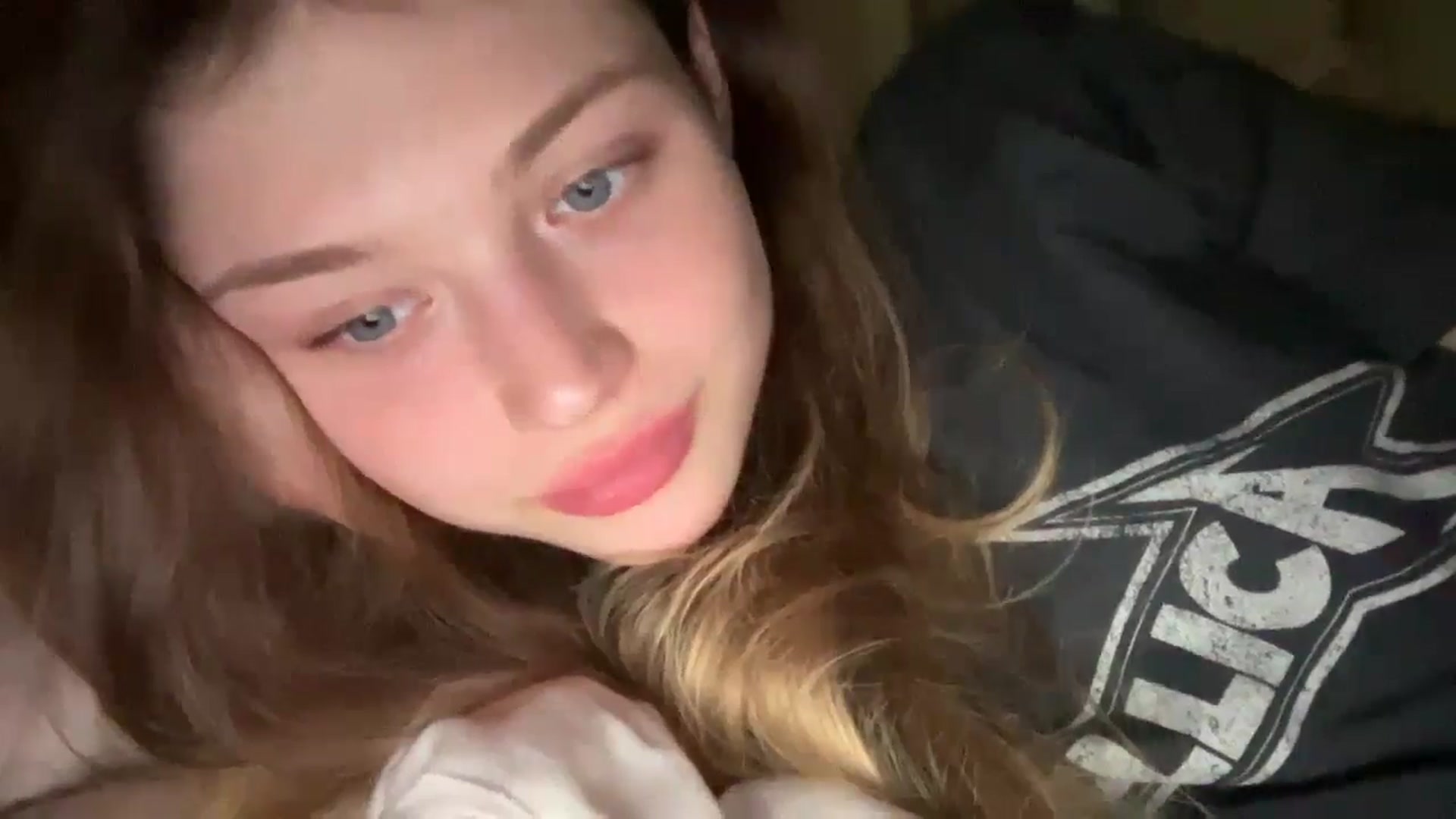 Gallery image thumbnail from Coconut_dream's myfreecams stream on, 07/05/2024, 20:50 image 16 of 20