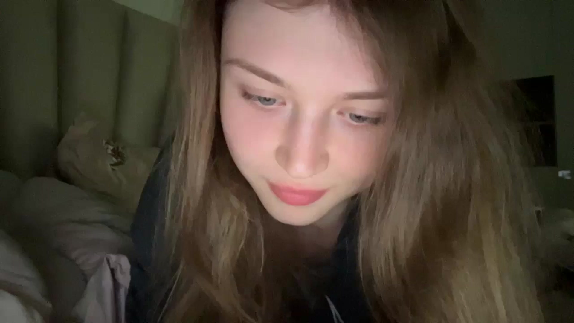 Gallery image thumbnail from Coconut_dream's myfreecams stream on, 07/05/2024, 22:08 image 4 of 20