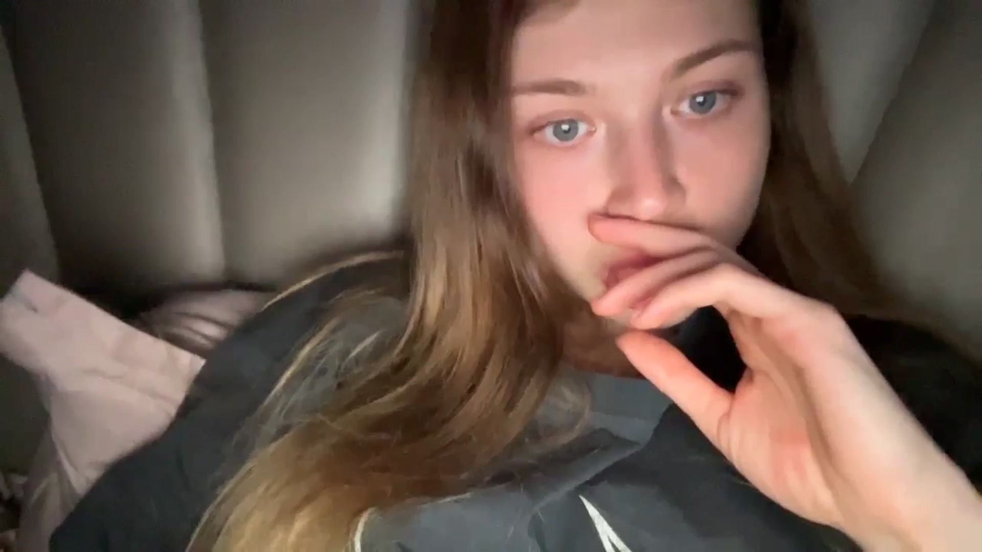 Gallery image thumbnail from Coconut_dream's myfreecams stream on, 07/05/2024, 22:08 image 17 of 20