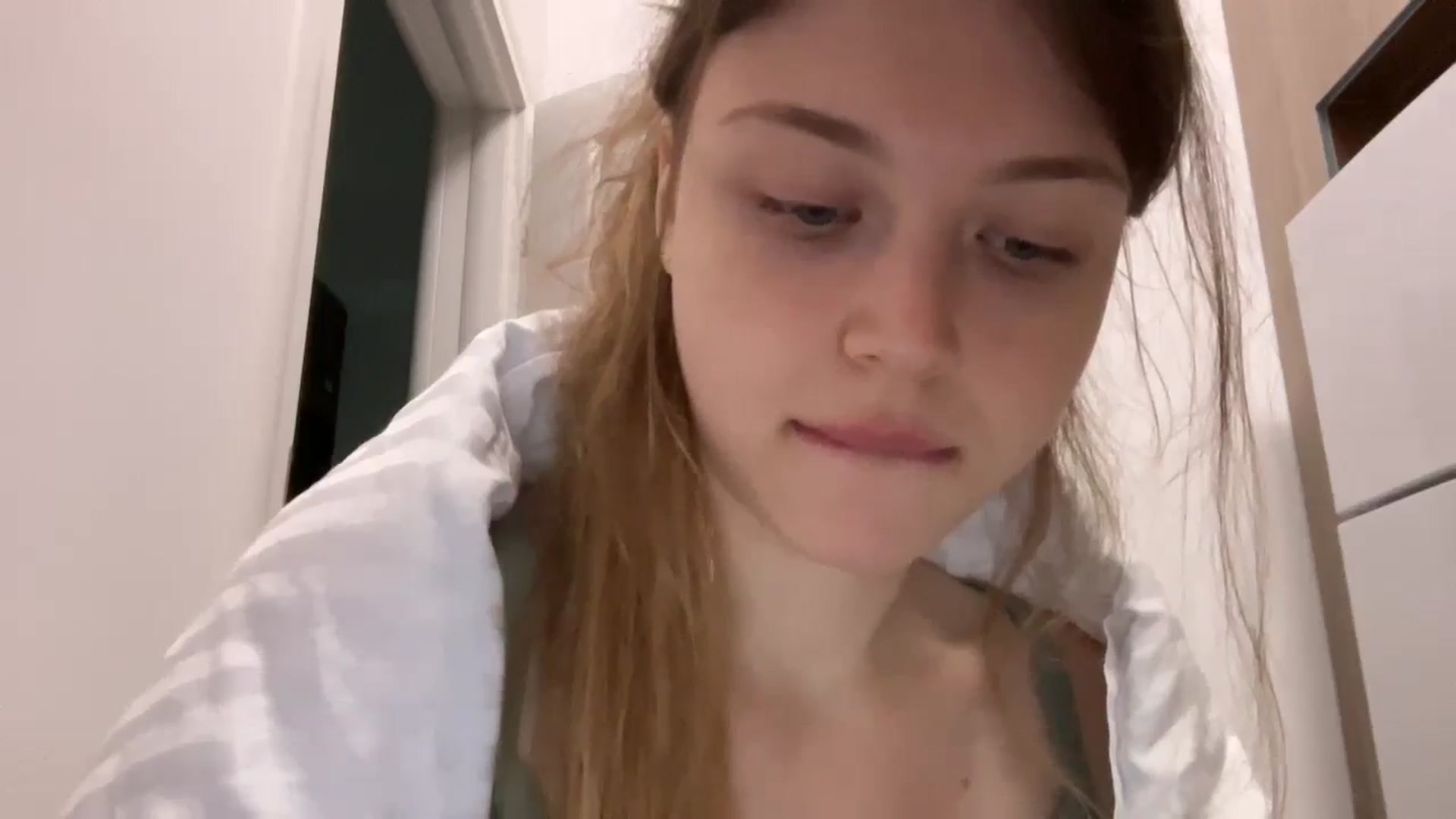 Gallery image thumbnail from Coconut_dream's myfreecams stream on, 07/08/2024, 08:25 image 7 of 20