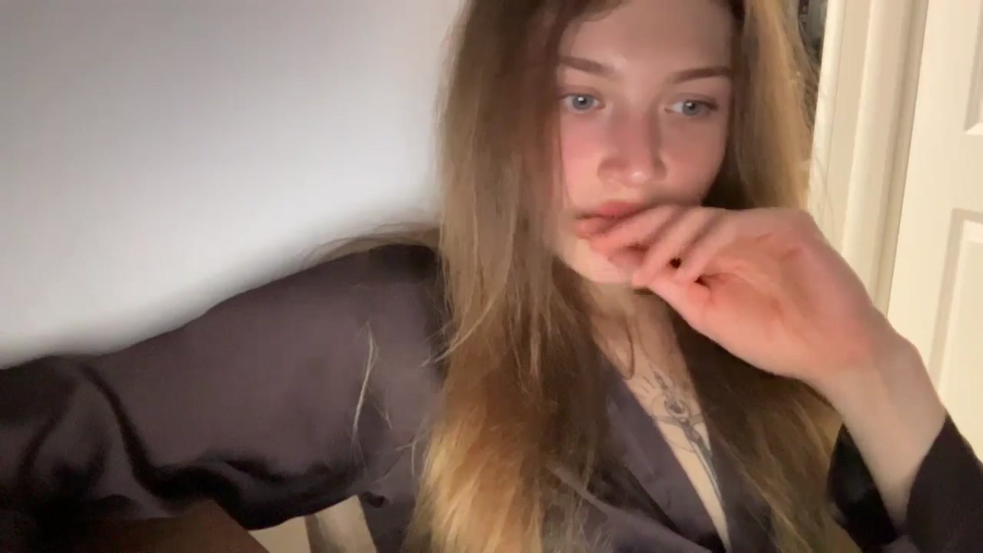 Gallery image thumbnail from Coconut_dream's myfreecams stream on, 07/08/2024, 19:57 image 17 of 20