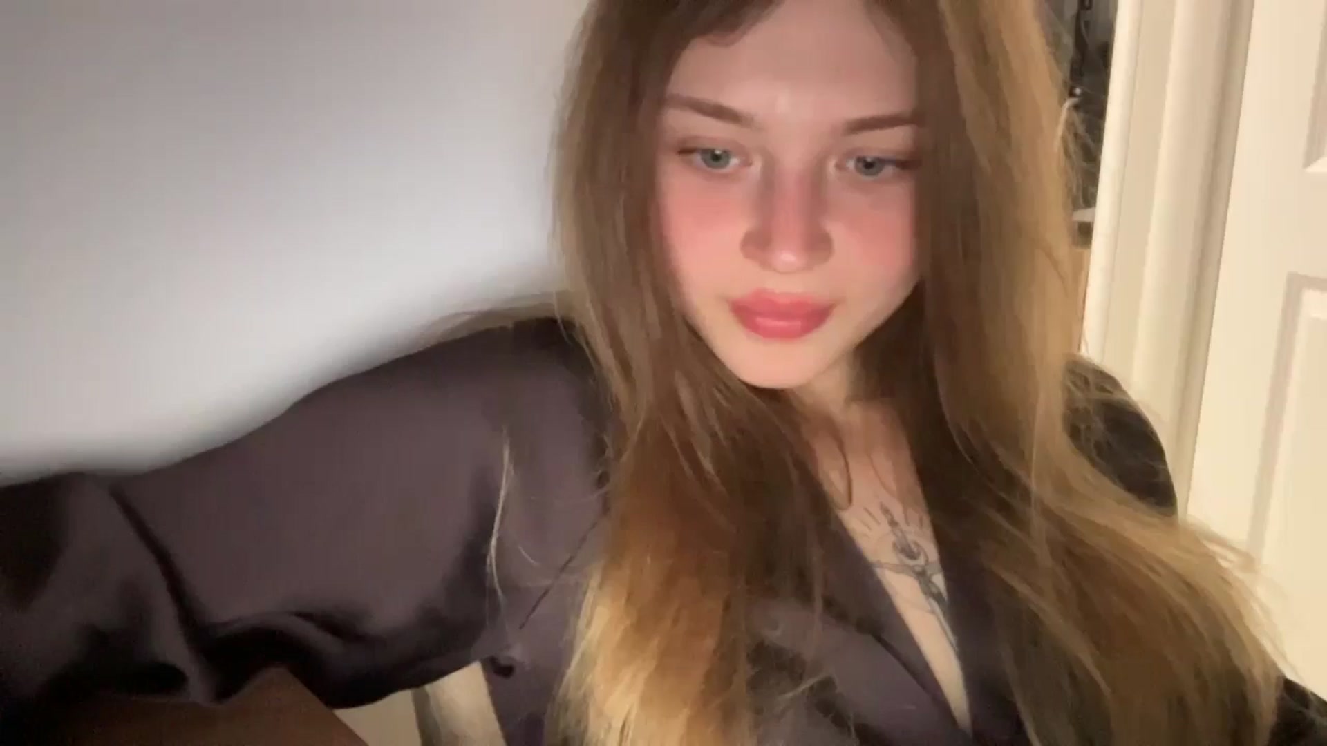 Gallery image thumbnail from Coconut_dream's myfreecams stream on, 07/08/2024, 19:57 image 16 of 20