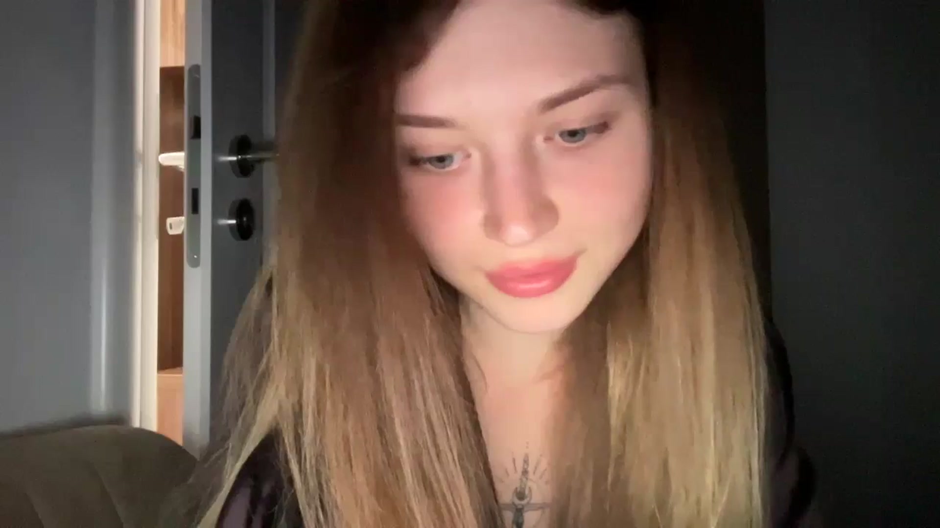 Gallery image thumbnail from Coconut_dream's myfreecams stream on, 07/08/2024, 20:29 image 20 of 20