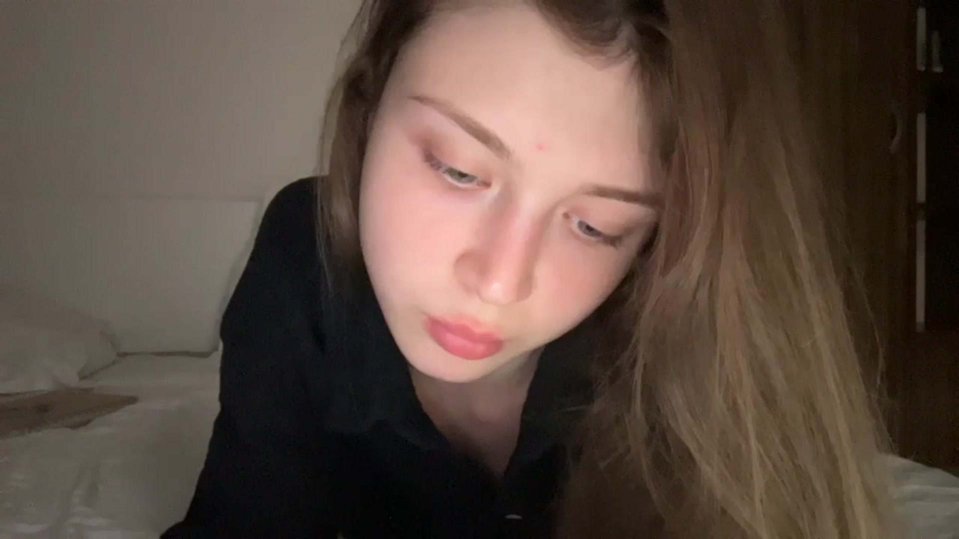 Gallery image thumbnail from Coconut_dream's myfreecams stream on, 07/09/2024, 20:54 image 6 of 20