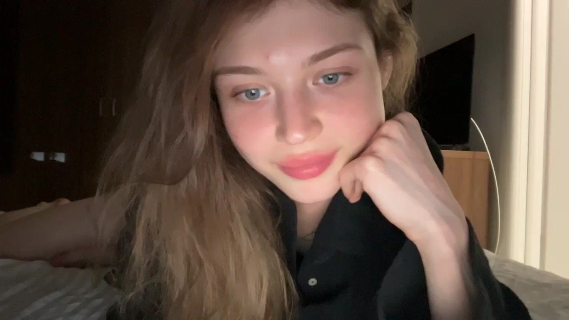 Gallery image thumbnail from Coconut_dream's myfreecams stream on, 07/09/2024, 21:28 image 1 of 20