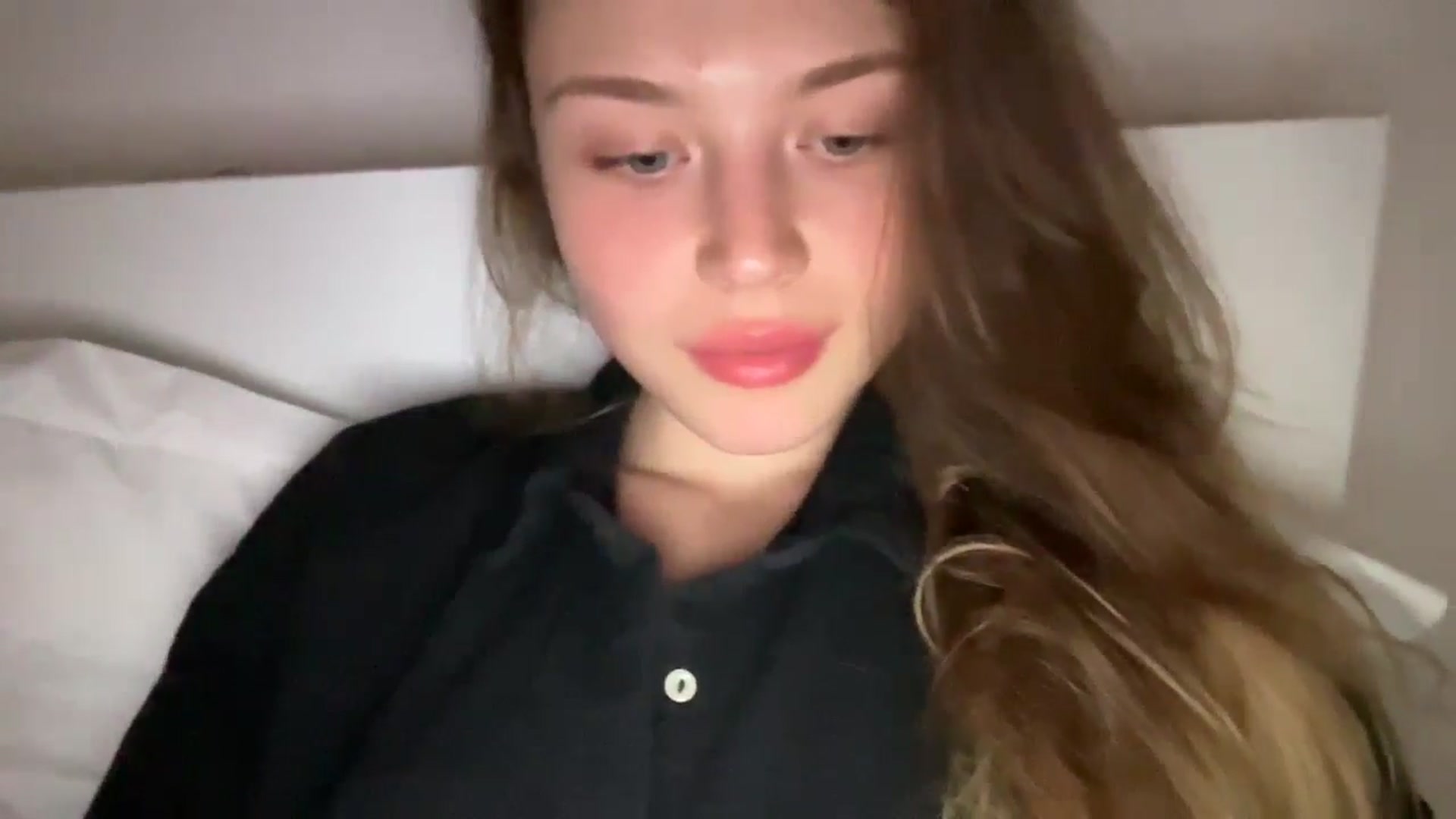 Gallery image thumbnail from Coconut_dream's myfreecams stream on, 07/09/2024, 21:57 image 11 of 20