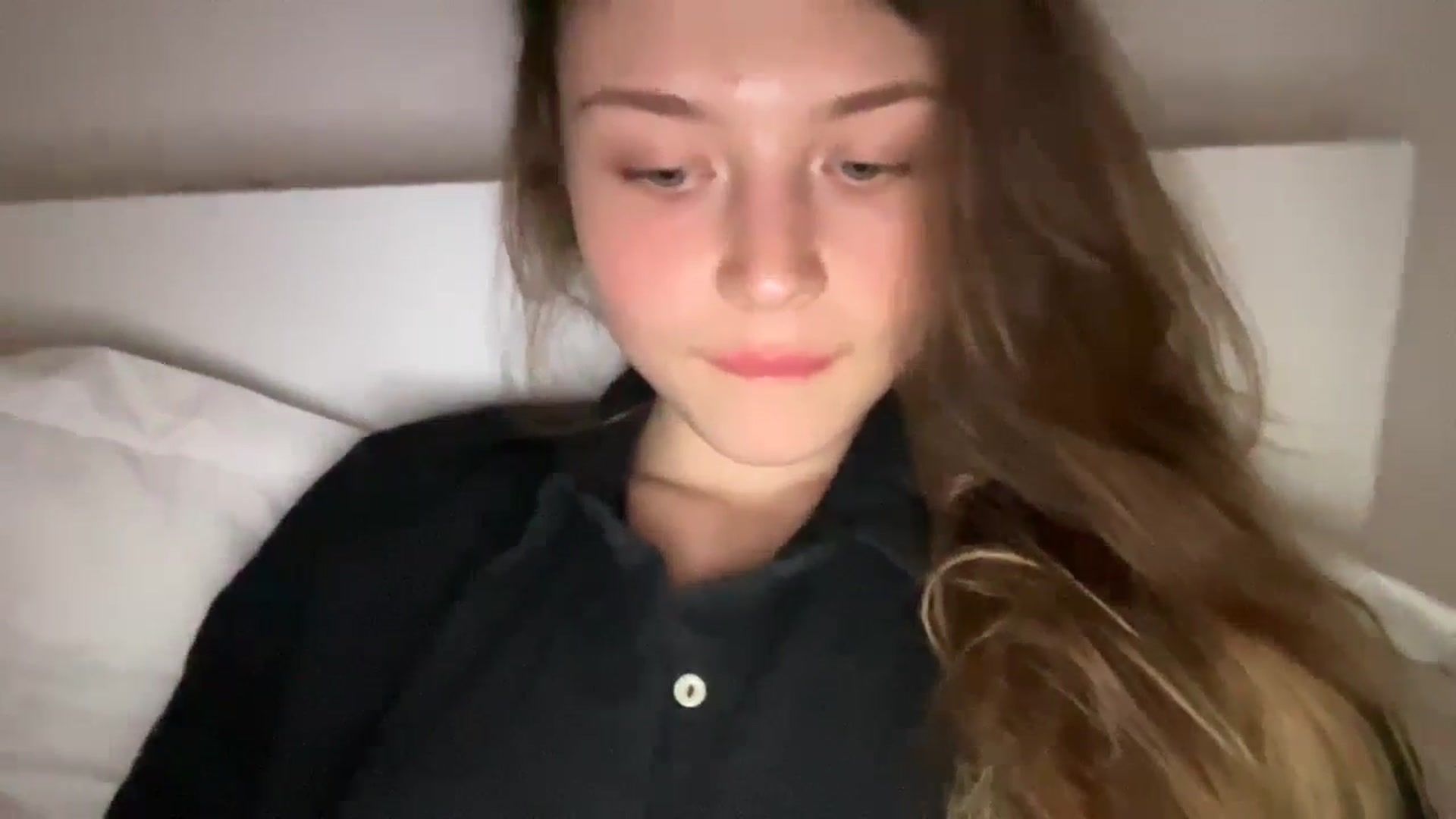Gallery image thumbnail from Coconut_dream's myfreecams stream on, 07/09/2024, 21:57 image 9 of 20