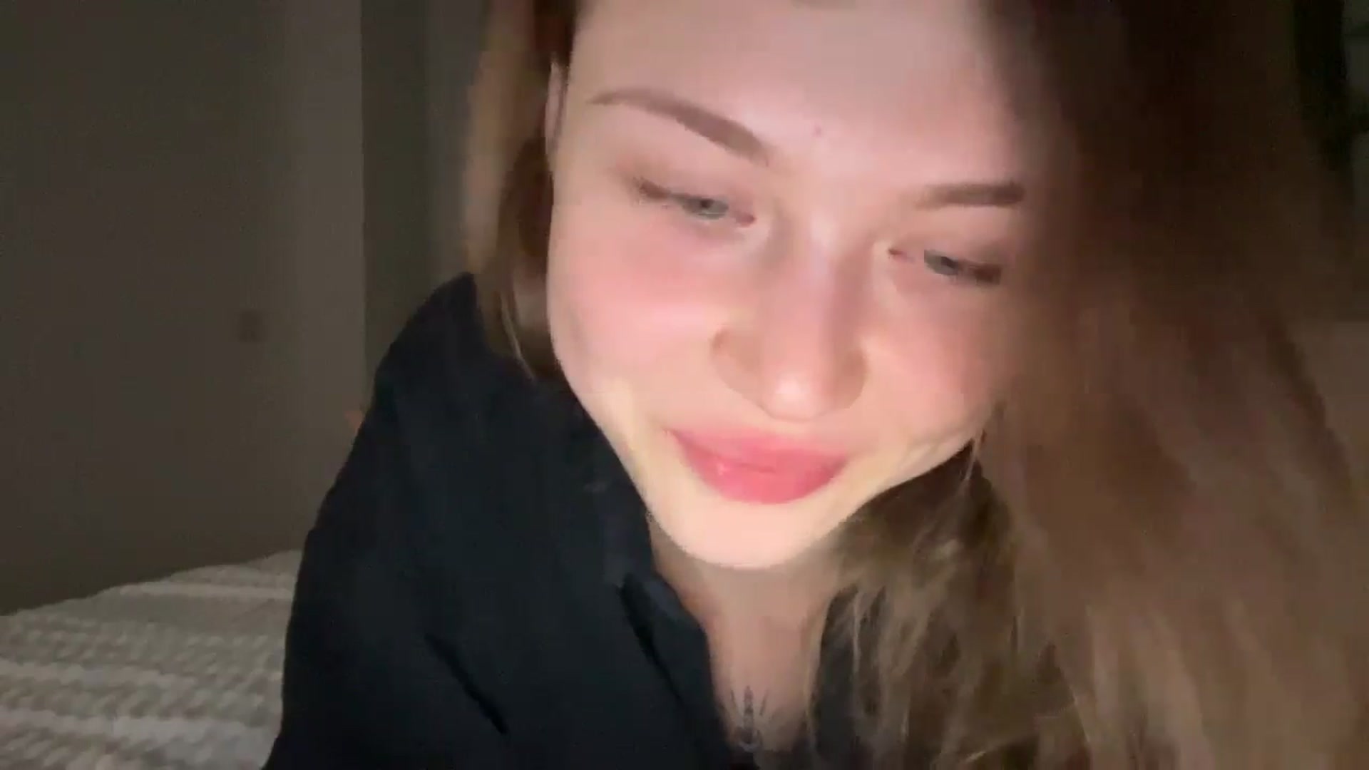 Gallery image thumbnail from Coconut_dream's myfreecams stream on, 07/09/2024, 23:40 image 18 of 20