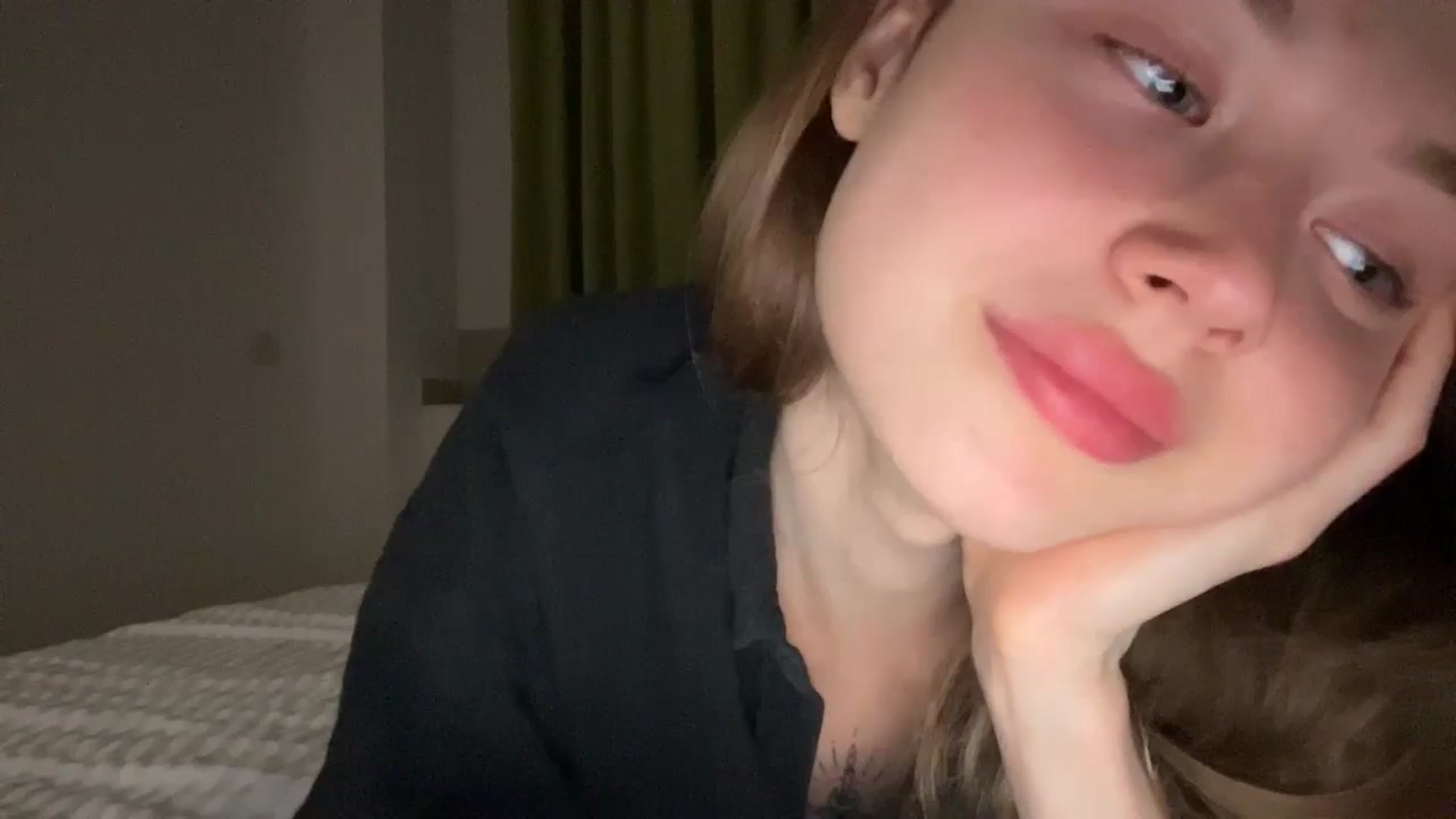 Gallery image thumbnail from Coconut_dream's myfreecams stream on, 07/09/2024, 23:40 image 17 of 20