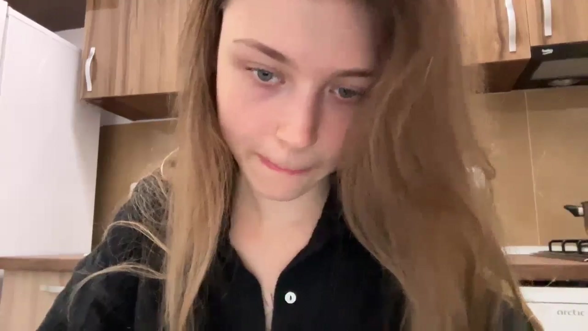 Gallery image thumbnail from Coconut_dream's myfreecams stream on, 07/10/2024, 09:23 image 9 of 20