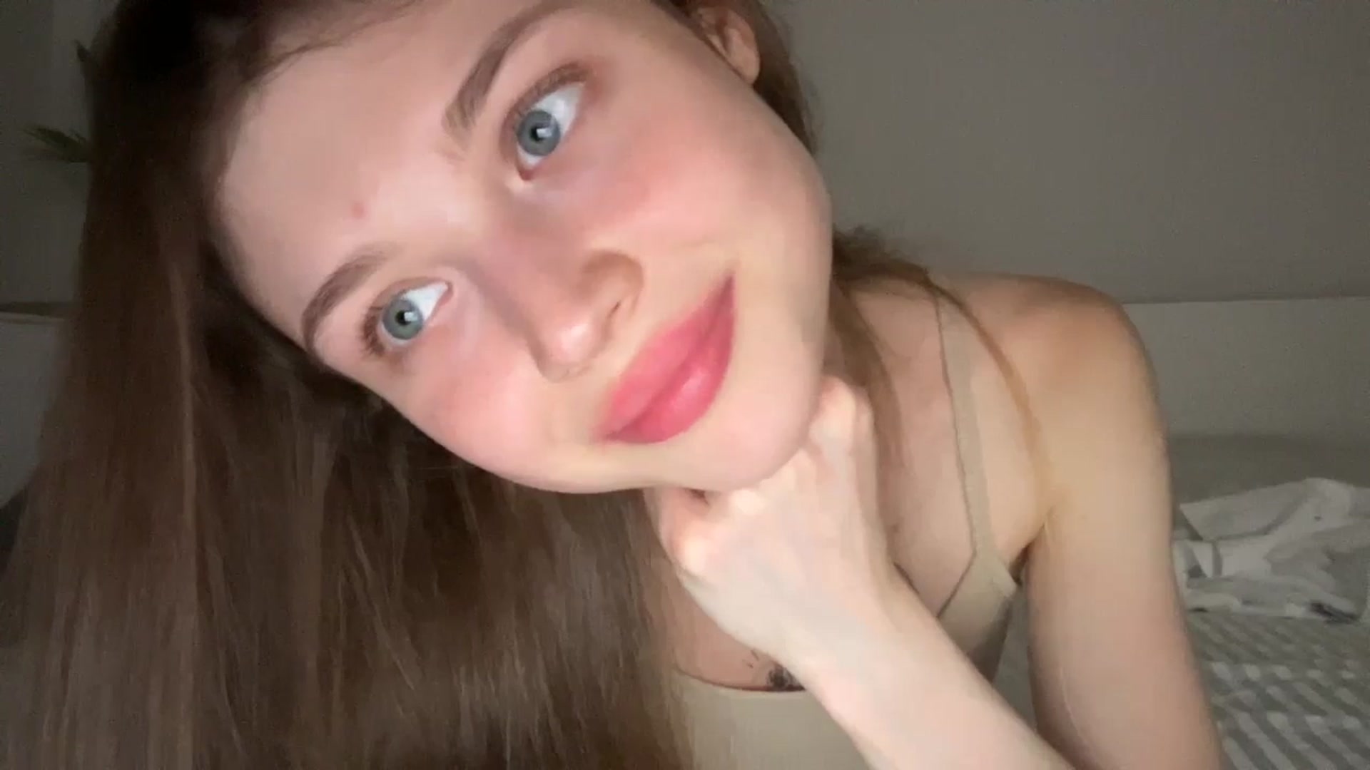 Gallery image thumbnail from Coconut_dream's myfreecams stream on, 07/10/2024, 23:22 image 18 of 20