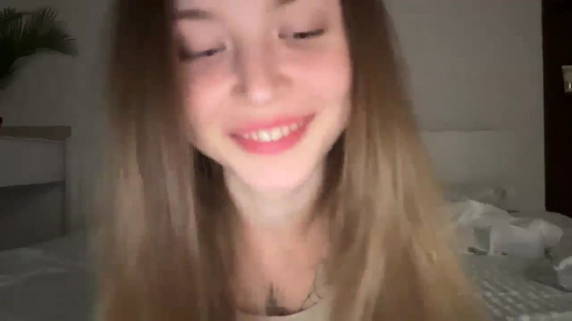 Gallery image thumbnail from Coconut_dream's myfreecams stream on, 07/10/2024, 23:46 image 17 of 20