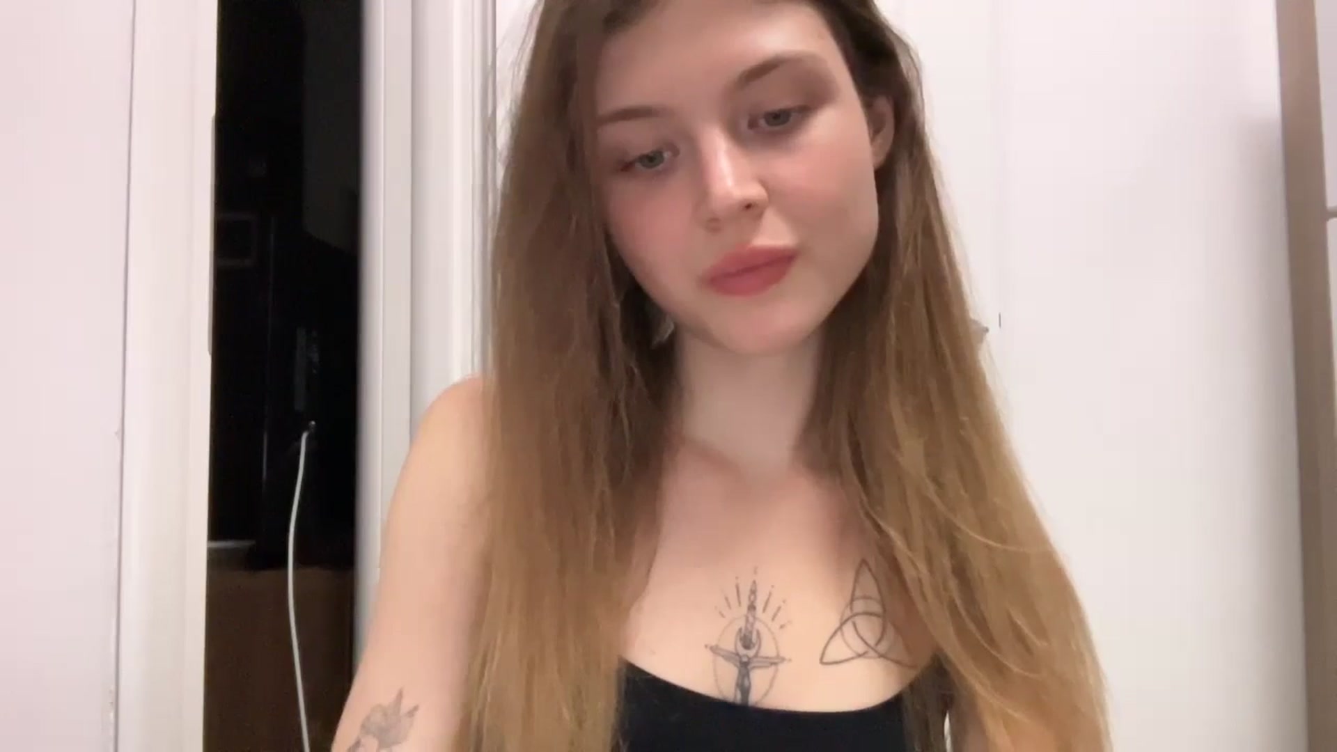 Gallery image thumbnail from Coconut_dream's myfreecams stream on, 07/15/2024, 21:35 image 11 of 20