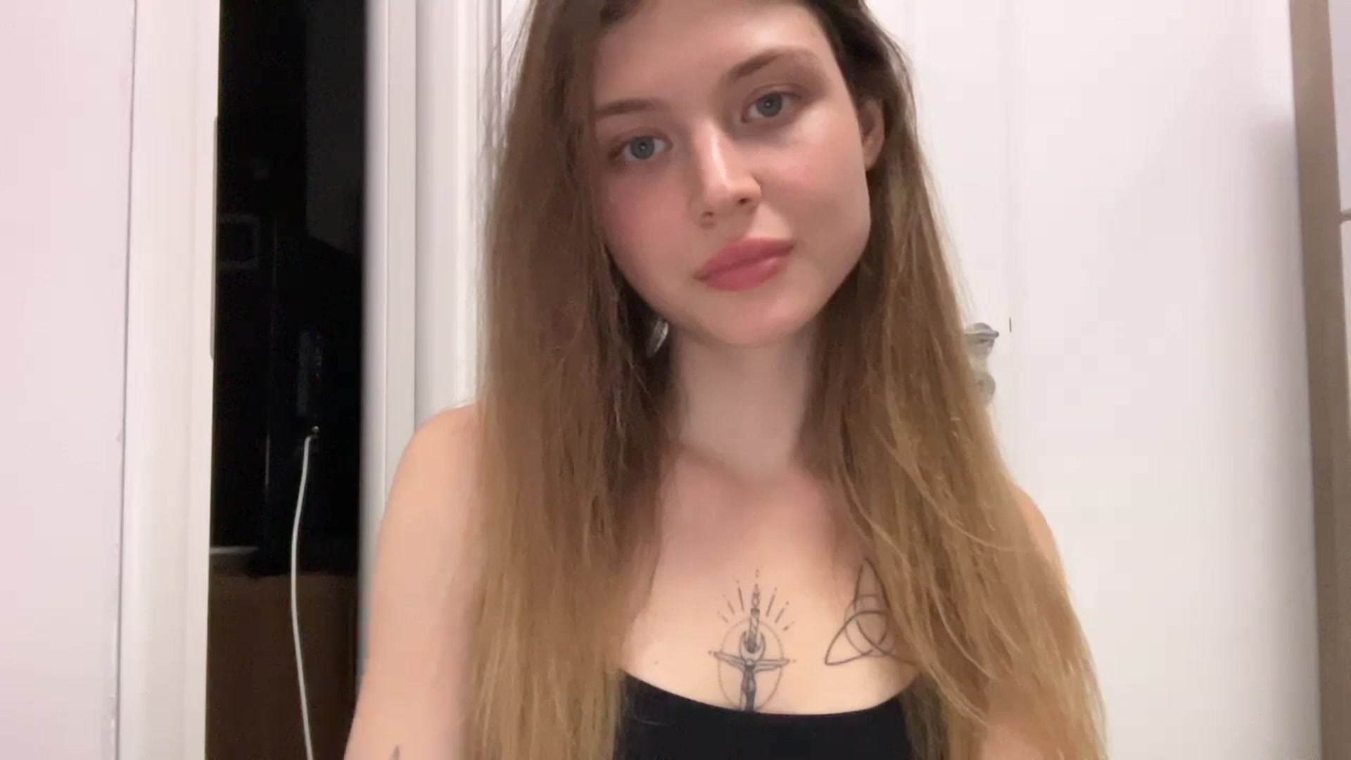 Gallery image thumbnail from Coconut_dream's myfreecams stream on, 07/15/2024, 21:35 image 14 of 20
