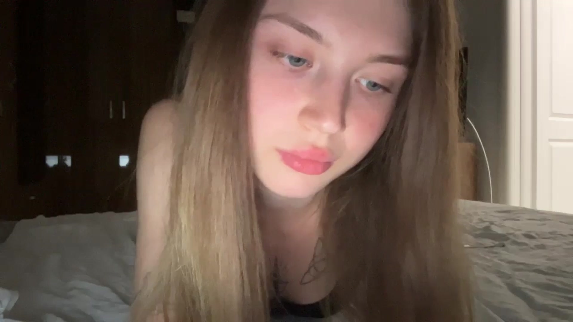 Gallery image thumbnail from Coconut_dream's myfreecams stream on, 07/16/2024, 24:41 image 2 of 20