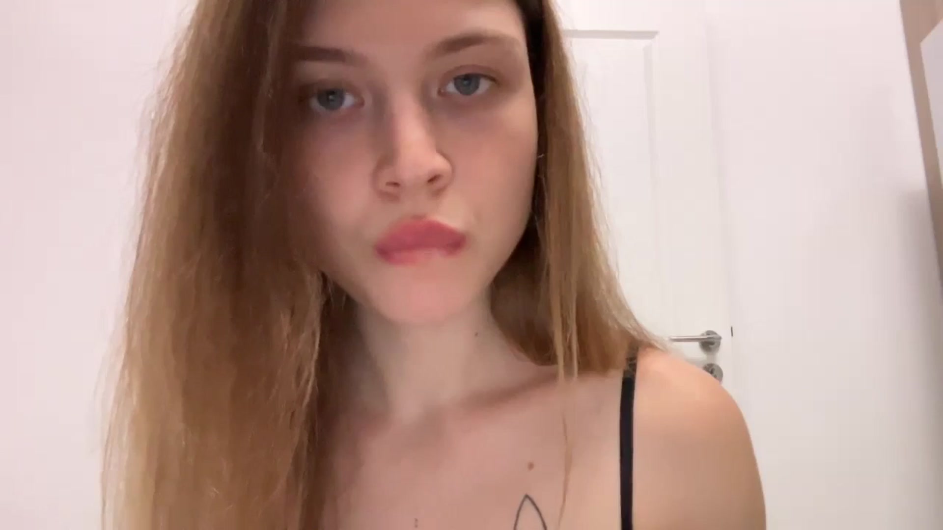 Gallery image thumbnail from Coconut_dream's myfreecams stream on, 07/16/2024, 11:36 image 16 of 20