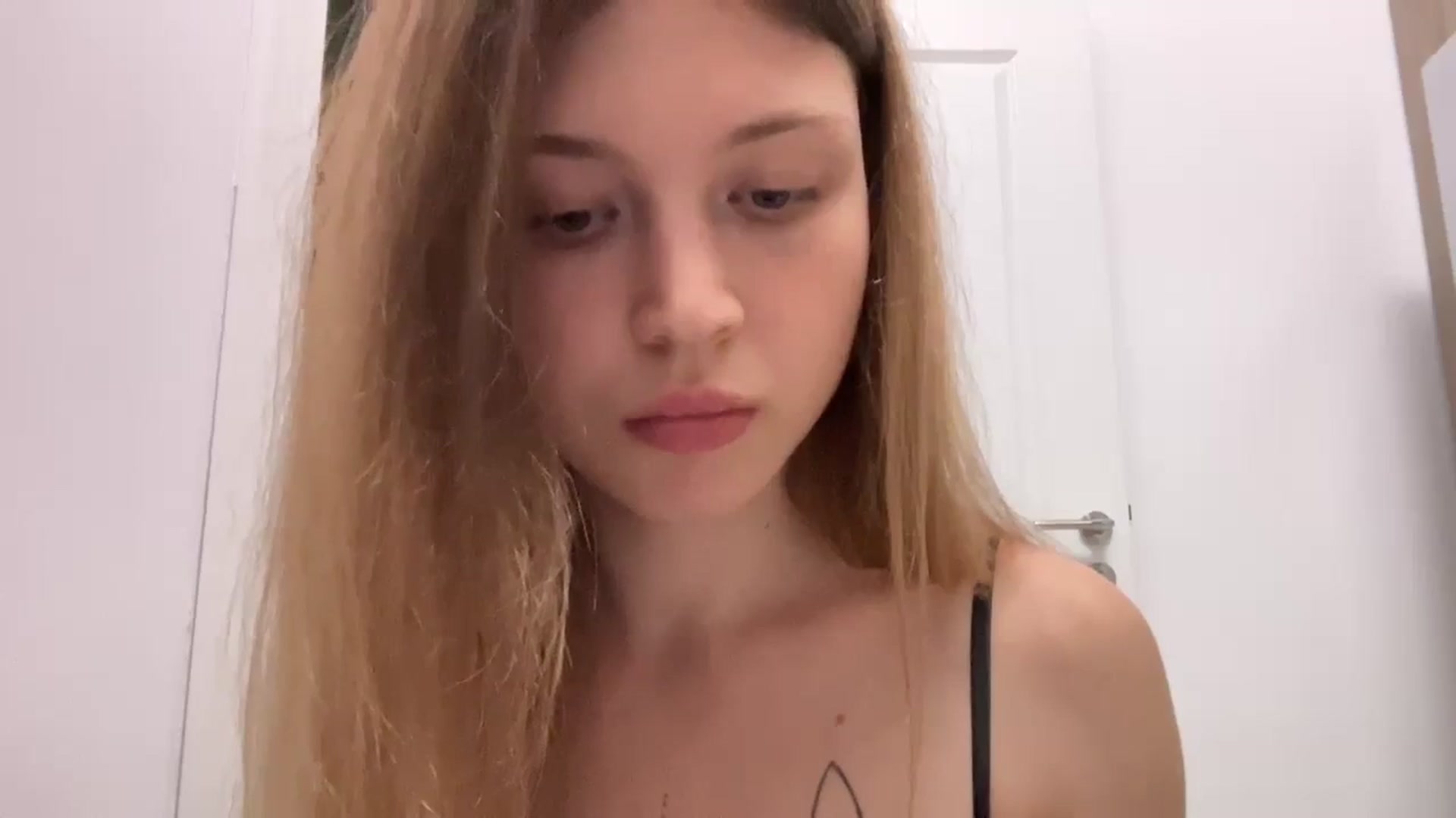 Gallery image thumbnail from Coconut_dream's myfreecams stream on, 07/16/2024, 11:36 image 17 of 20