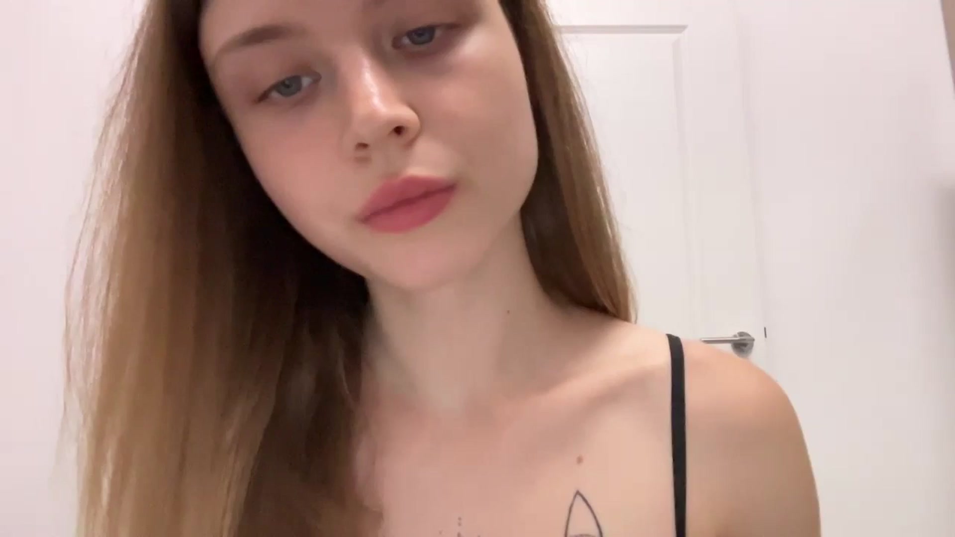 Gallery image thumbnail from Coconut_dream's myfreecams stream on, 07/16/2024, 11:36 image 1 of 20