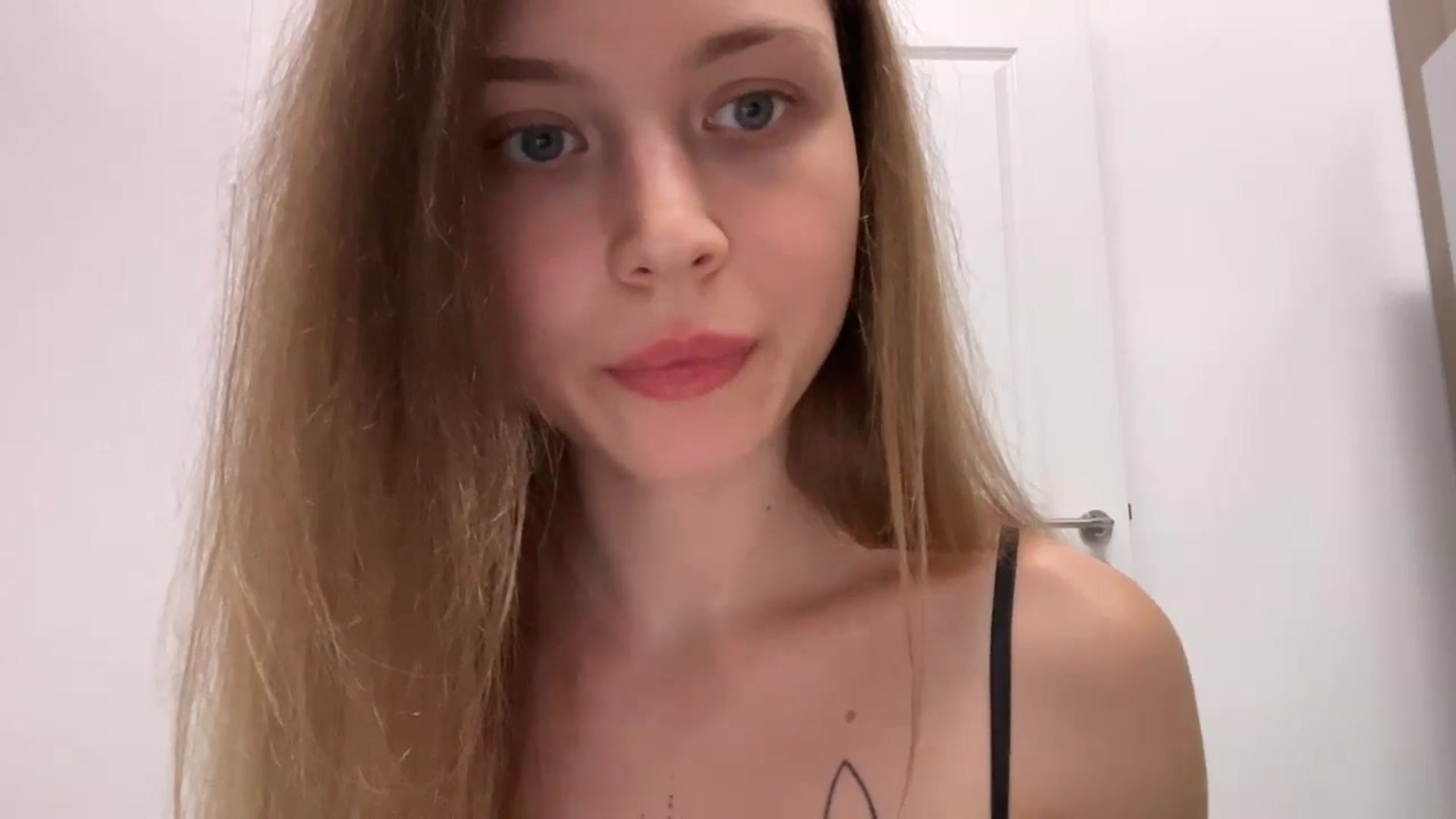 Gallery image thumbnail from Coconut_dream's myfreecams stream on, 07/16/2024, 11:36 image 12 of 20