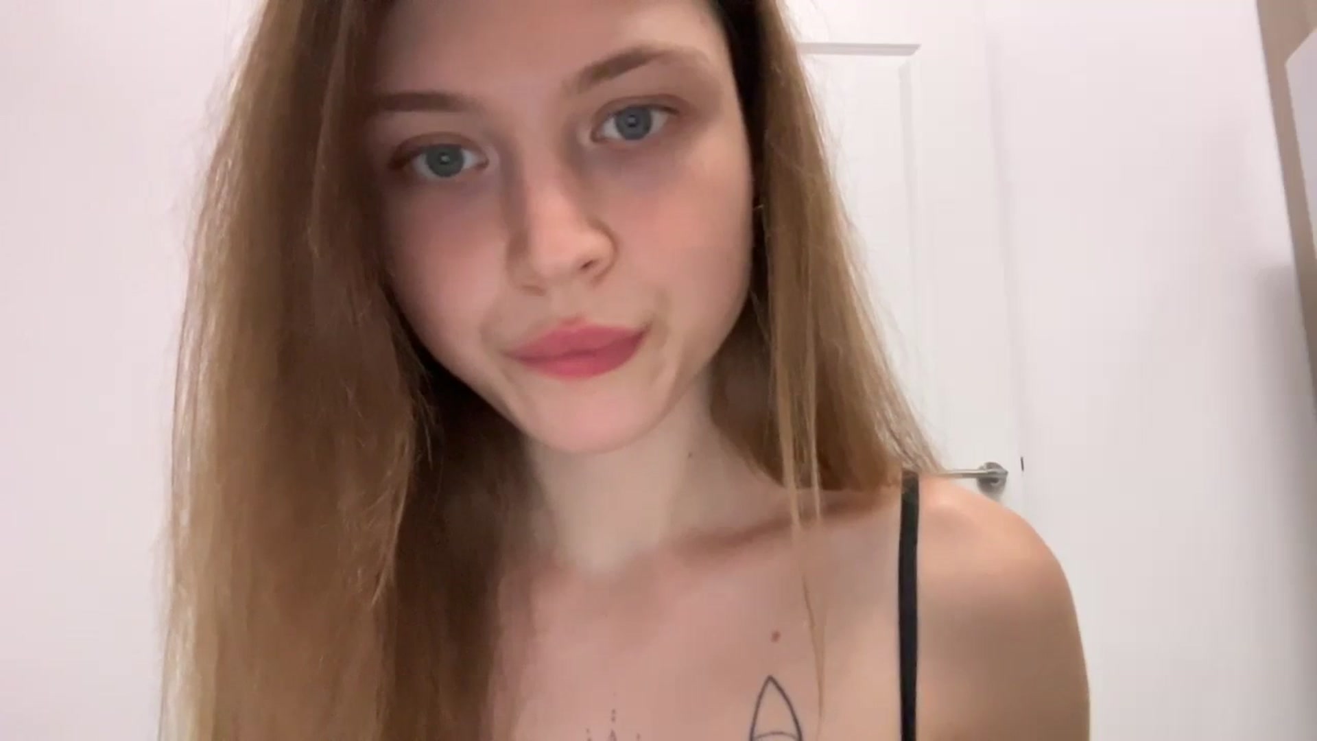 Gallery image thumbnail from Coconut_dream's myfreecams stream on, 07/16/2024, 11:36 image 11 of 20