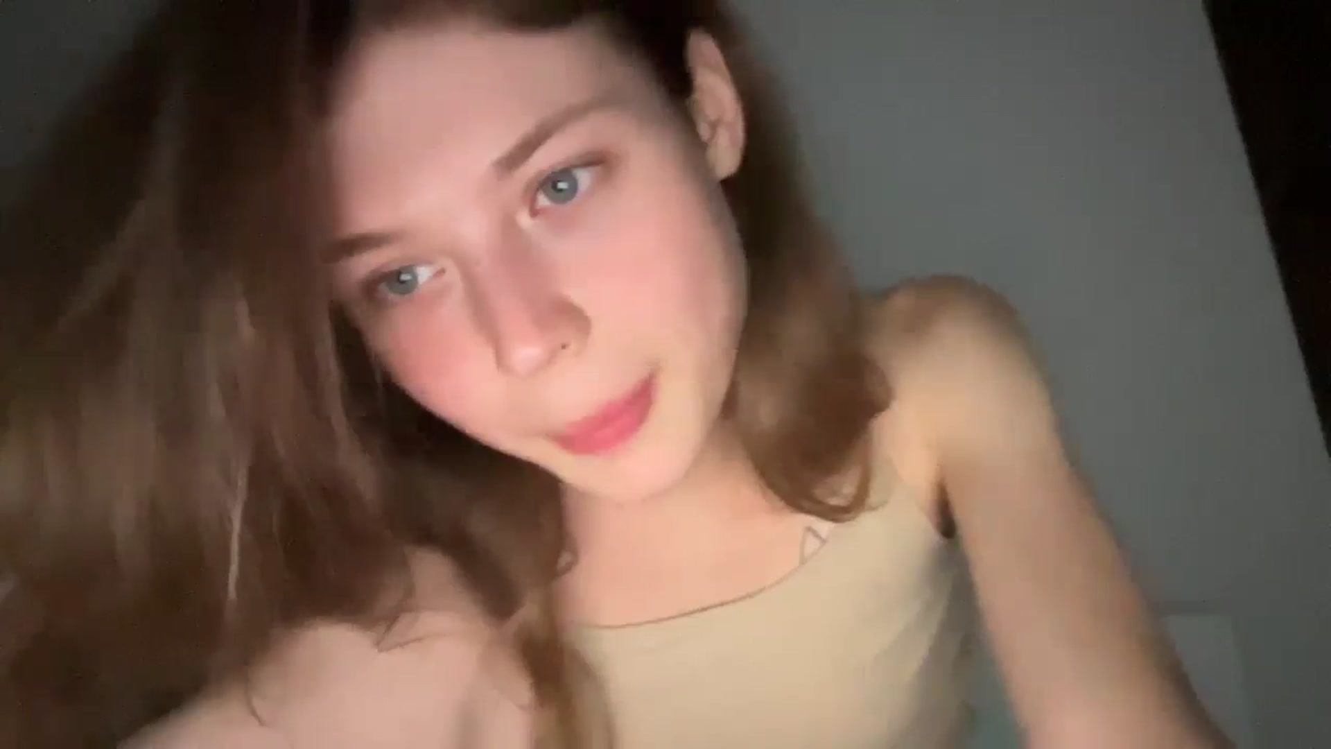 Gallery image thumbnail from Coconut_dream's myfreecams stream on, 07/17/2024, 24:03 image 15 of 20