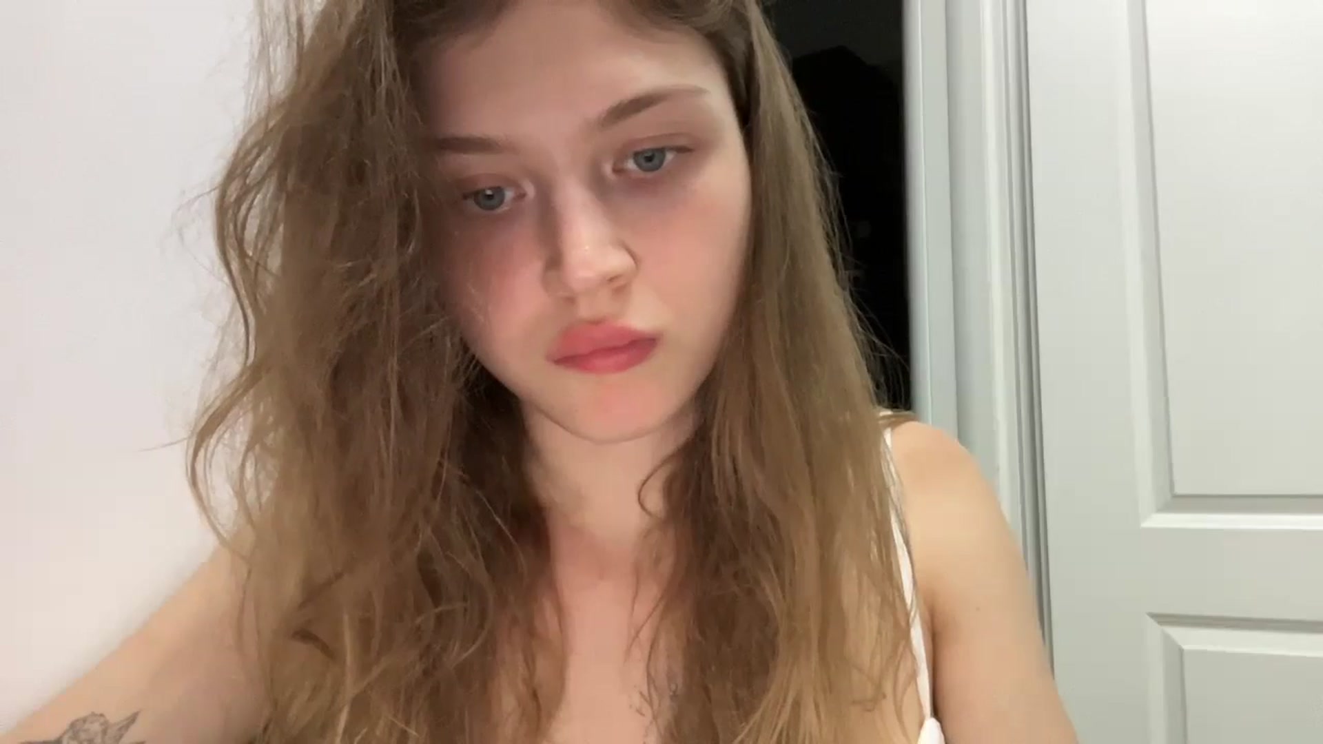Gallery image thumbnail from Coconut_dream's myfreecams stream on, 07/21/2024, 19:52 image 16 of 20