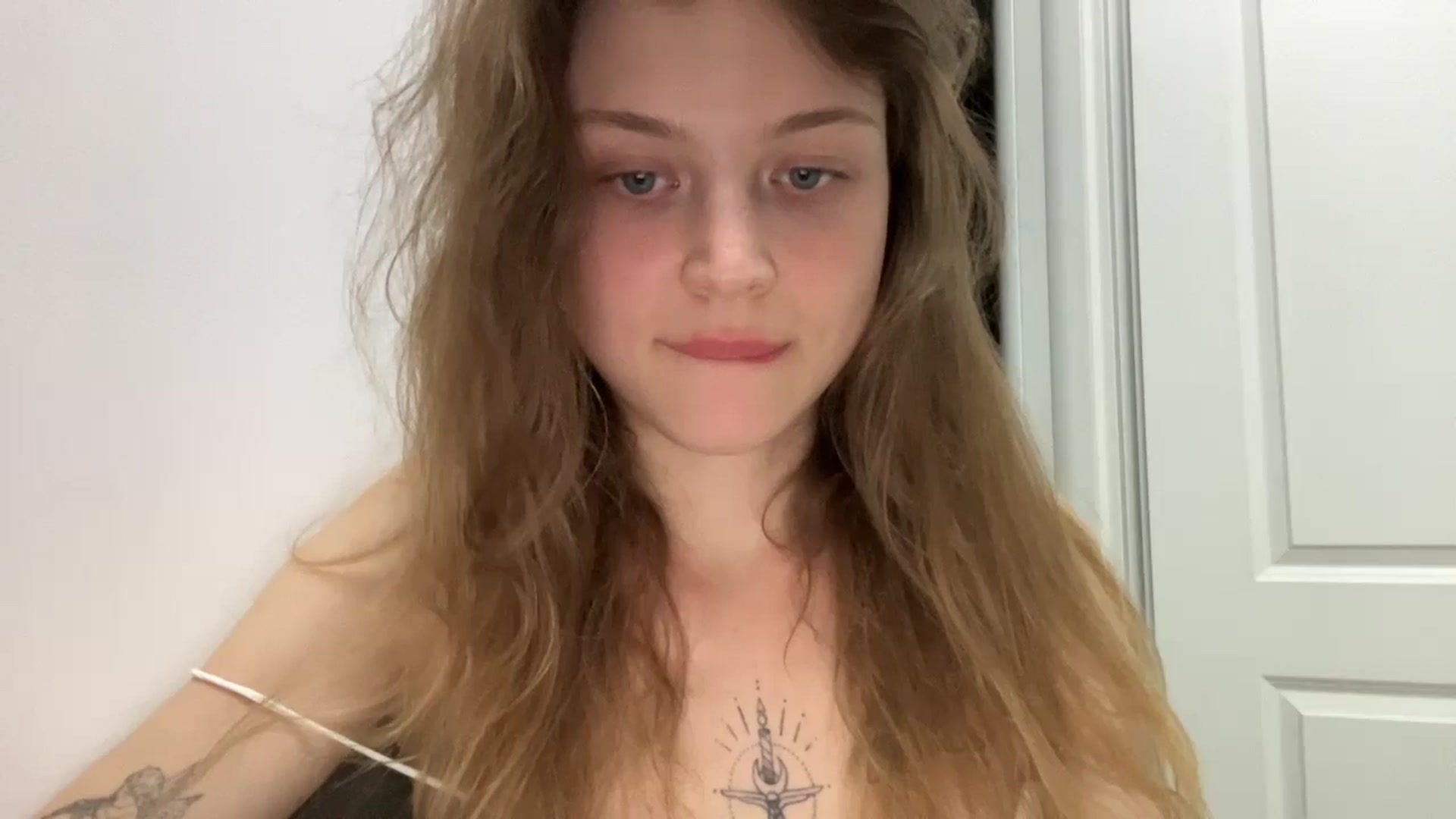 Gallery image thumbnail from Coconut_dream's myfreecams stream on, 07/21/2024, 19:52 image 18 of 20