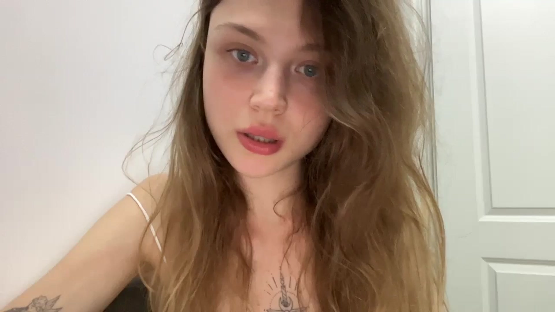Gallery image thumbnail from Coconut_dream's myfreecams stream on, 07/21/2024, 19:52 image 17 of 20