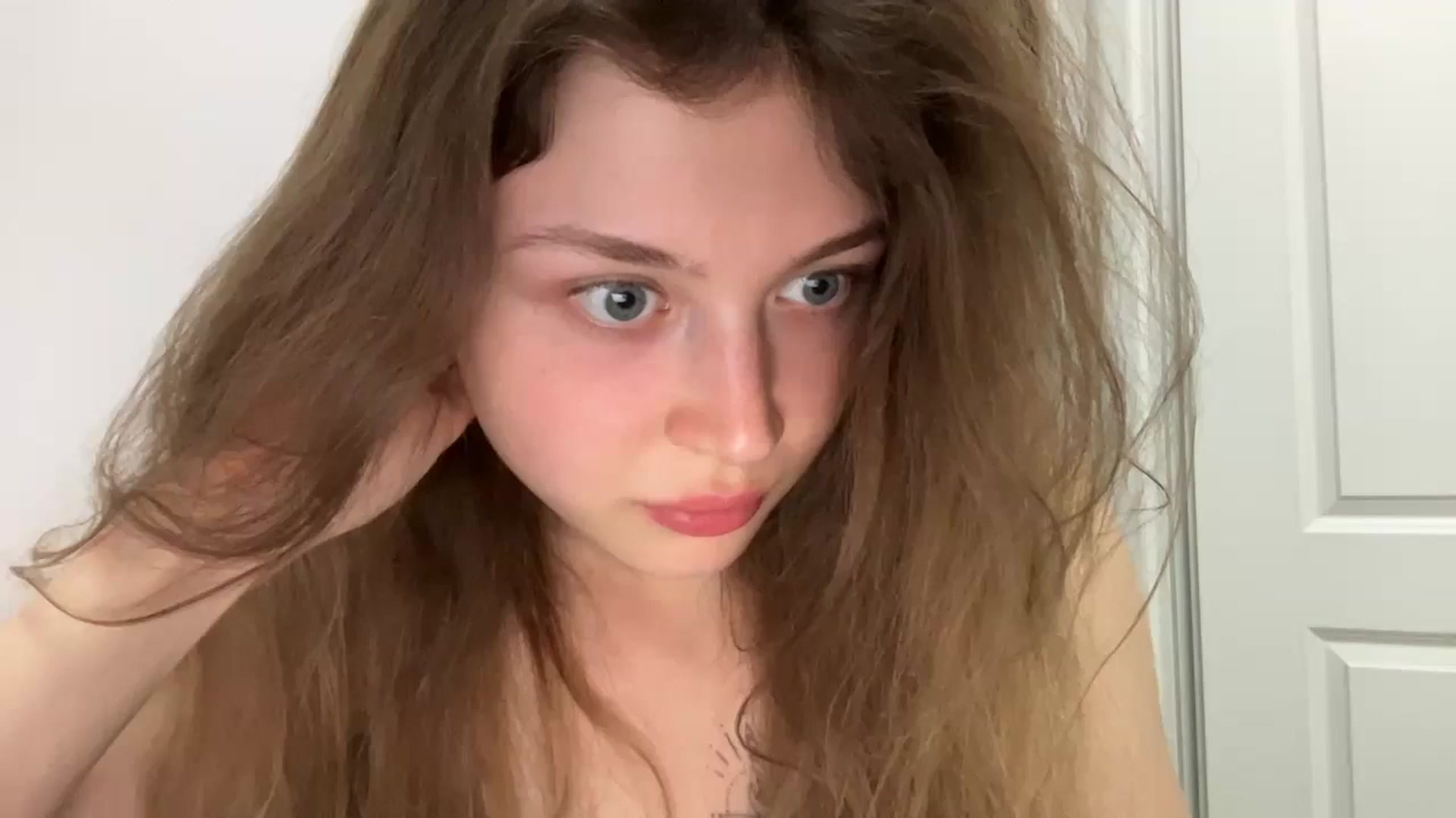 Gallery image thumbnail from Coconut_dream's myfreecams stream on, 07/21/2024, 22:13 image 19 of 20