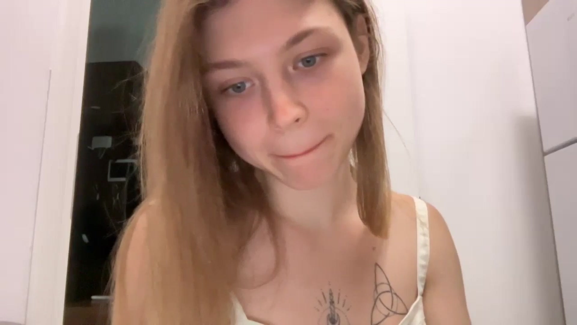 Gallery image thumbnail from Coconut_dream's myfreecams stream on, 07/23/2024, 09:32 image 2 of 20