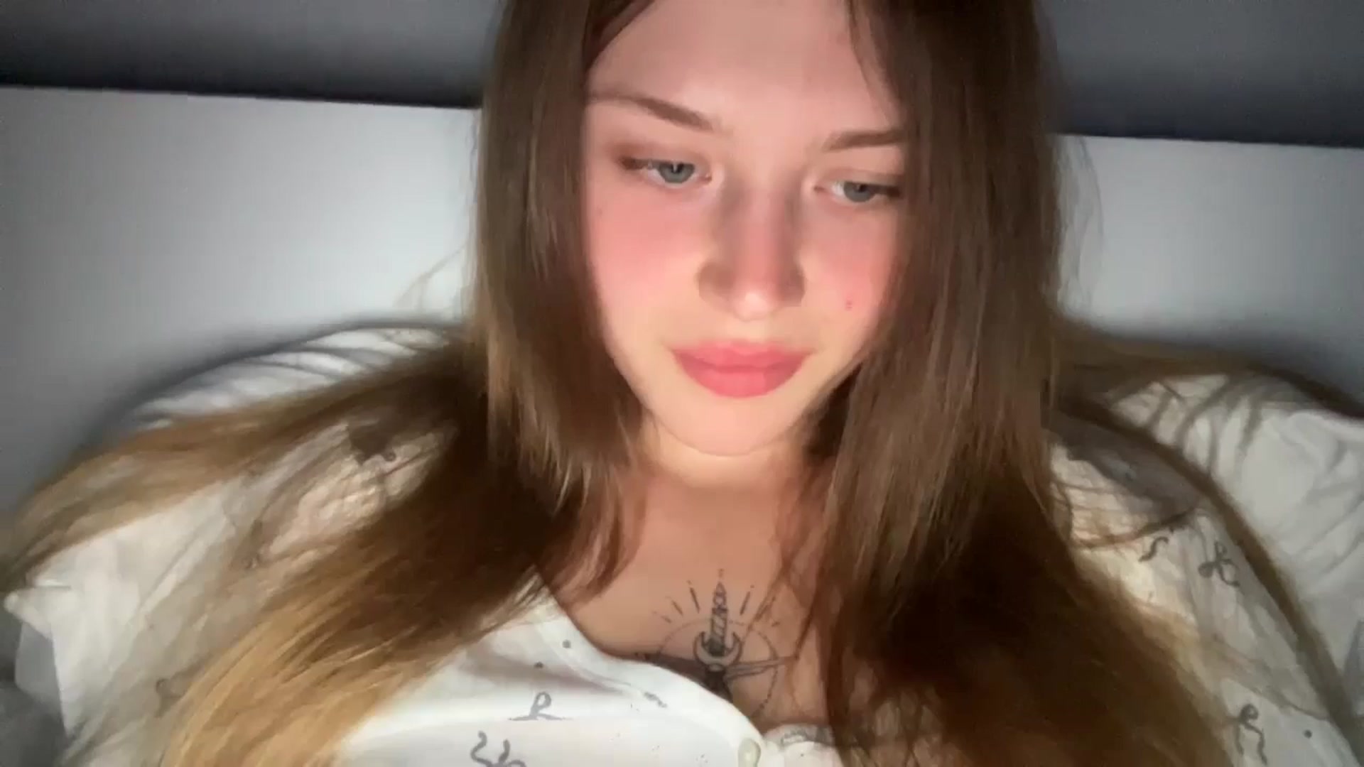 Gallery image thumbnail from Coconut_dream's myfreecams stream on, 07/24/2024, 21:24 image 15 of 20