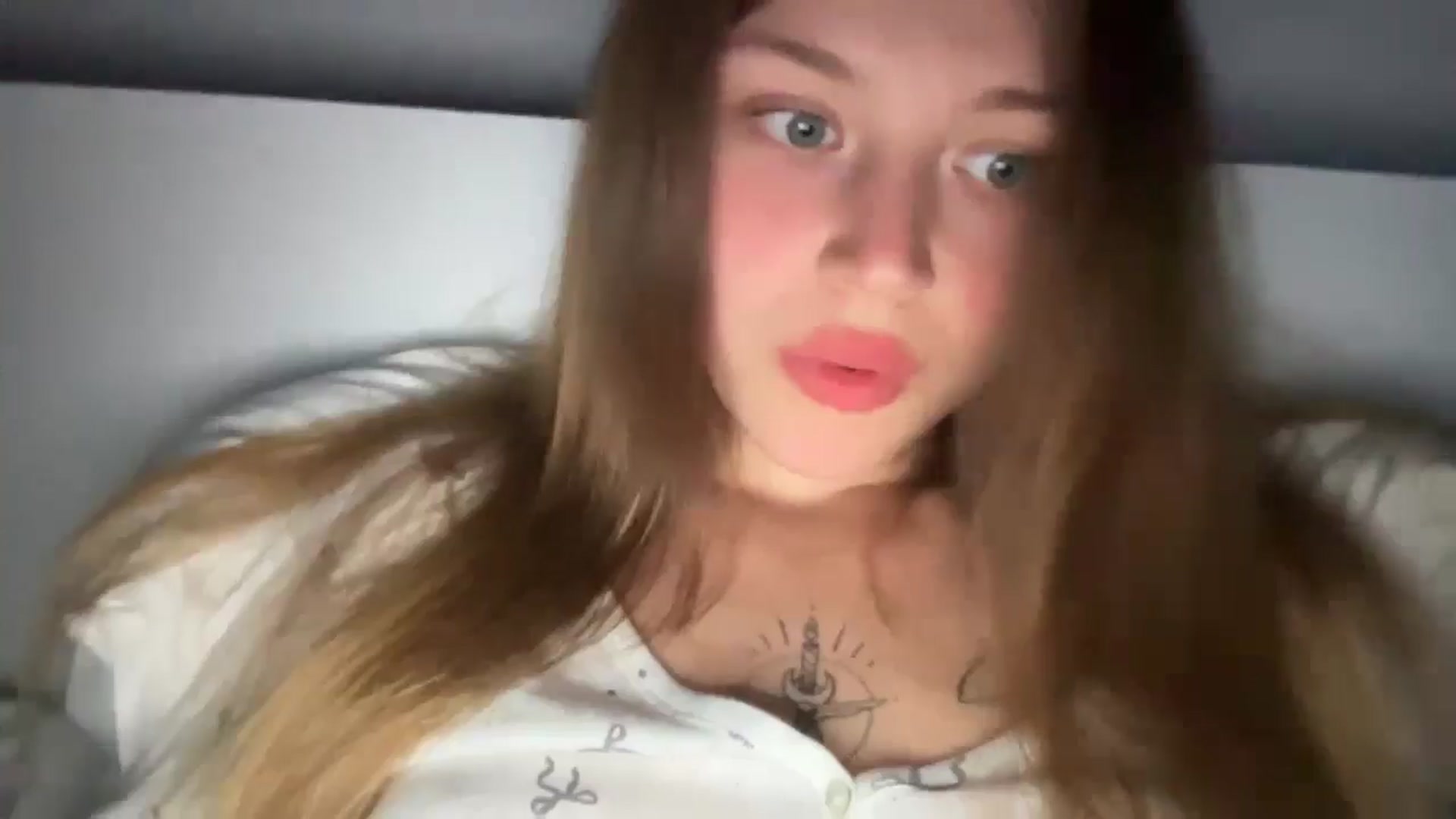 Gallery image thumbnail from Coconut_dream's myfreecams stream on, 07/24/2024, 21:24 image 17 of 20