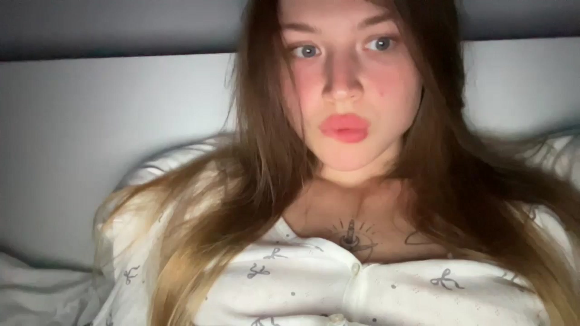 Gallery image thumbnail from Coconut_dream's myfreecams stream on, 07/24/2024, 22:13 image 1 of 20