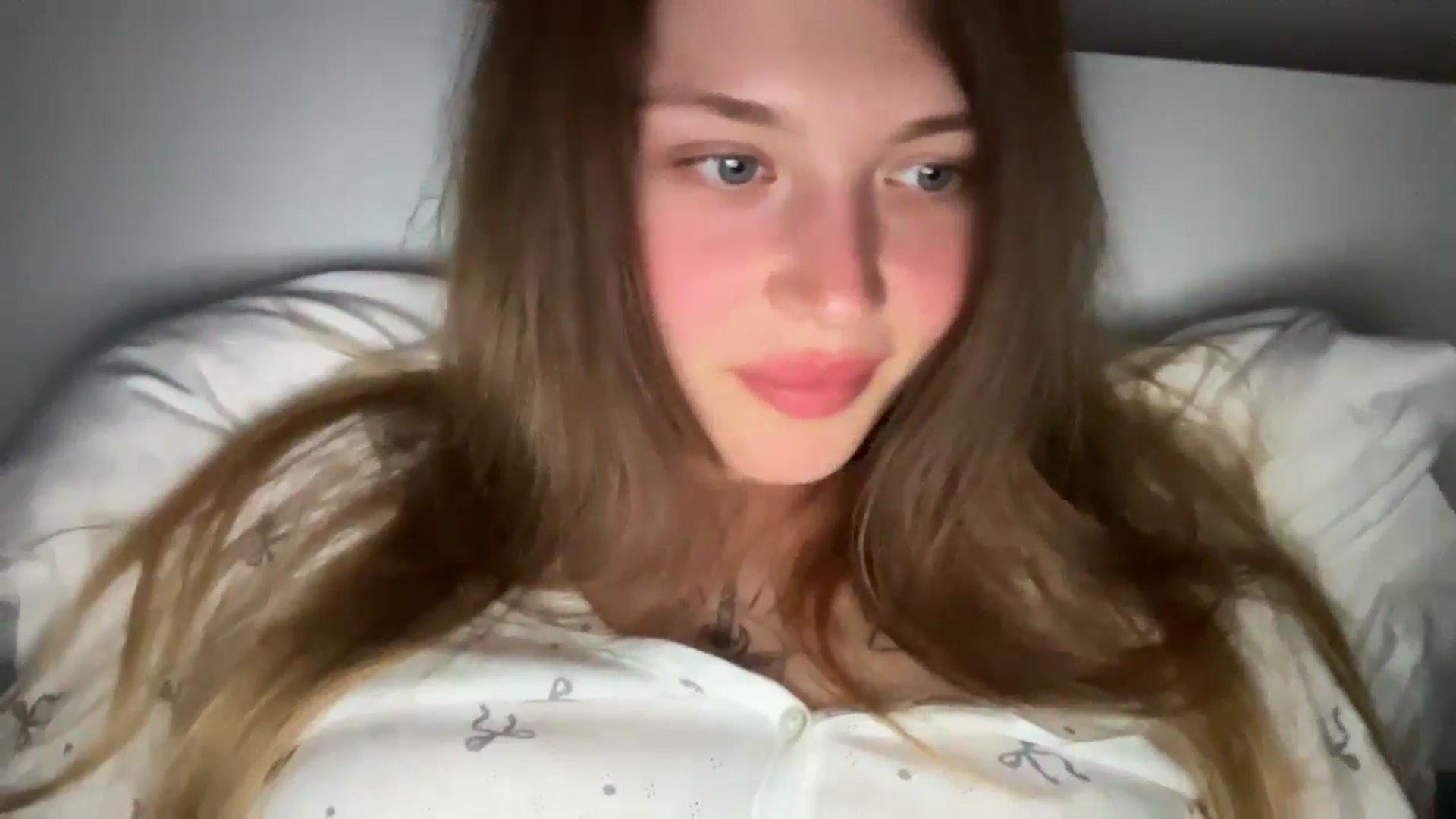Gallery image thumbnail from Coconut_dream's myfreecams stream on, 07/24/2024, 22:13 image 16 of 20