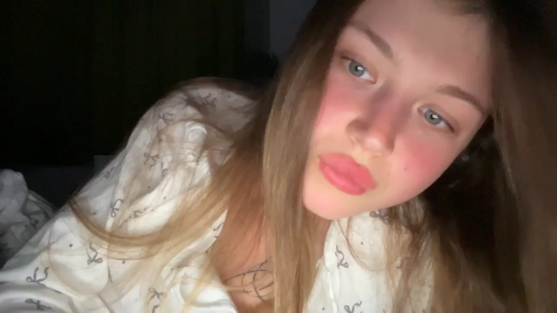 Gallery image thumbnail from Coconut_dream's myfreecams stream on, 07/24/2024, 23:28 image 6 of 20