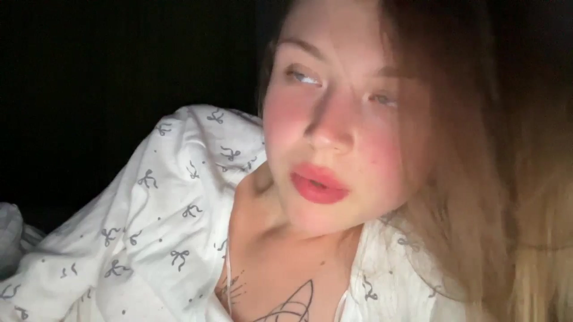 Gallery image thumbnail from Coconut_dream's myfreecams stream on, 07/24/2024, 23:28 image 5 of 20