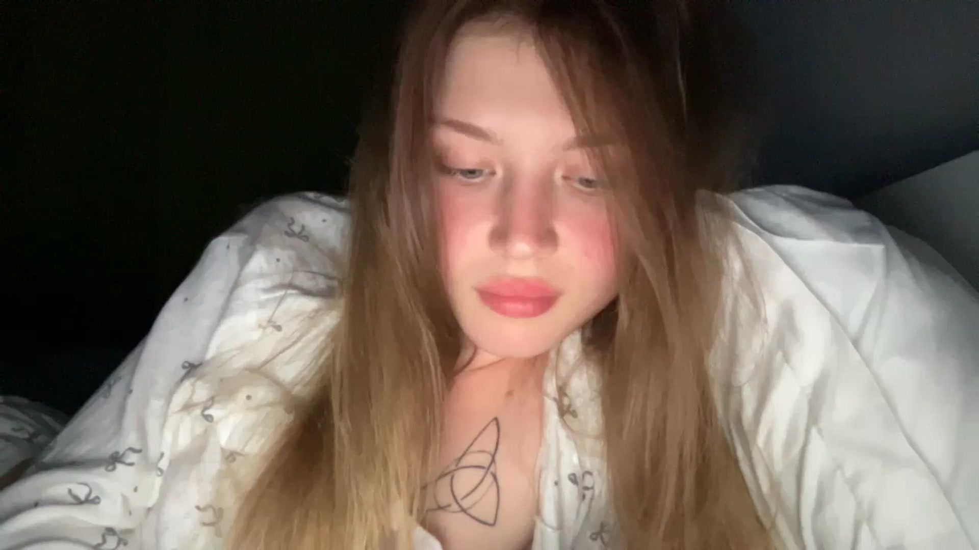 Gallery image thumbnail from Coconut_dream's myfreecams stream on, 07/24/2024, 23:28 image 9 of 20