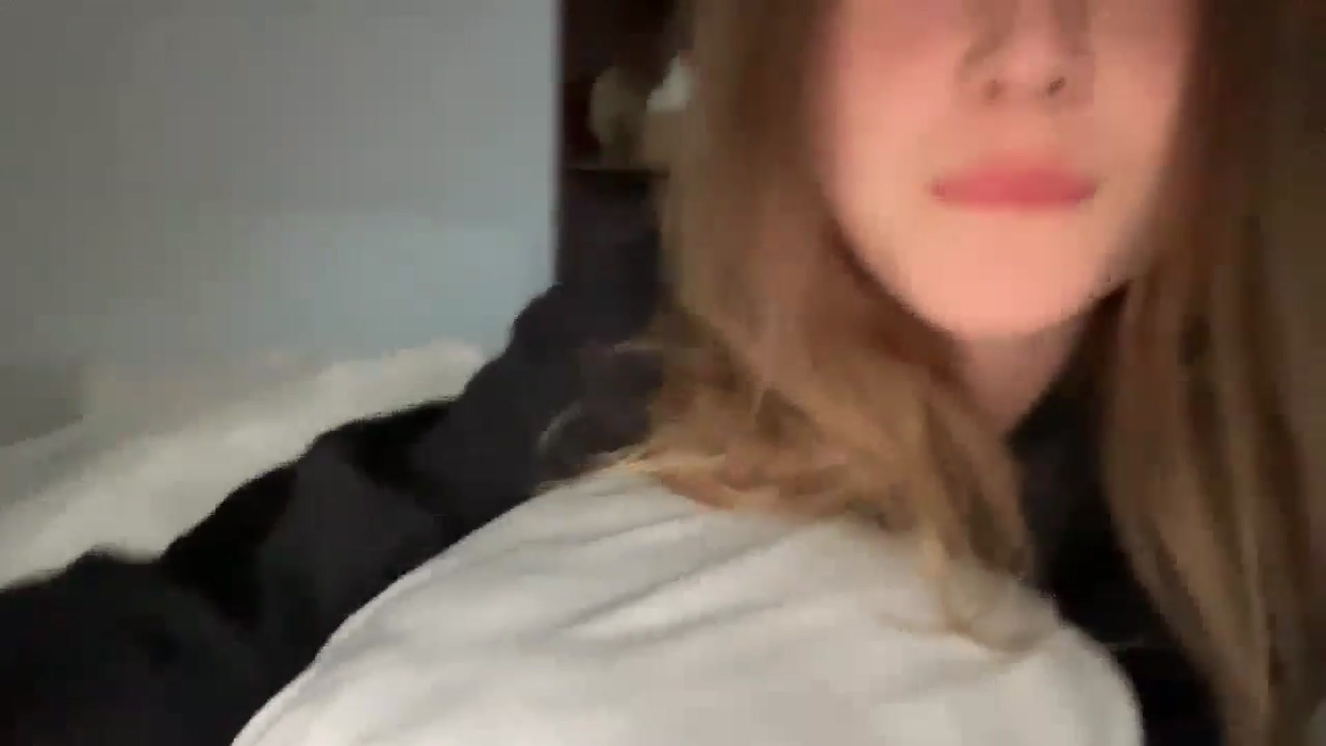 Gallery image thumbnail from Coconut_dream's myfreecams stream on, 07/30/2024, 07:21 image 14 of 20