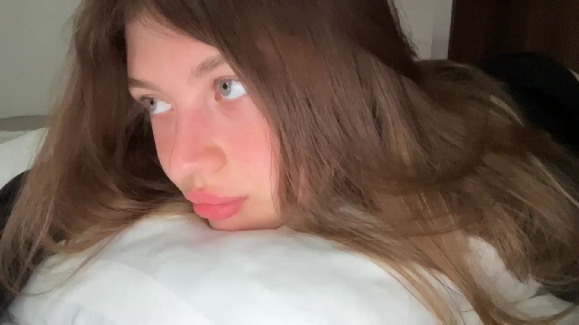 Gallery image thumbnail from Coconut_dream's myfreecams stream on, 07/30/2024, 07:21 image 7 of 20