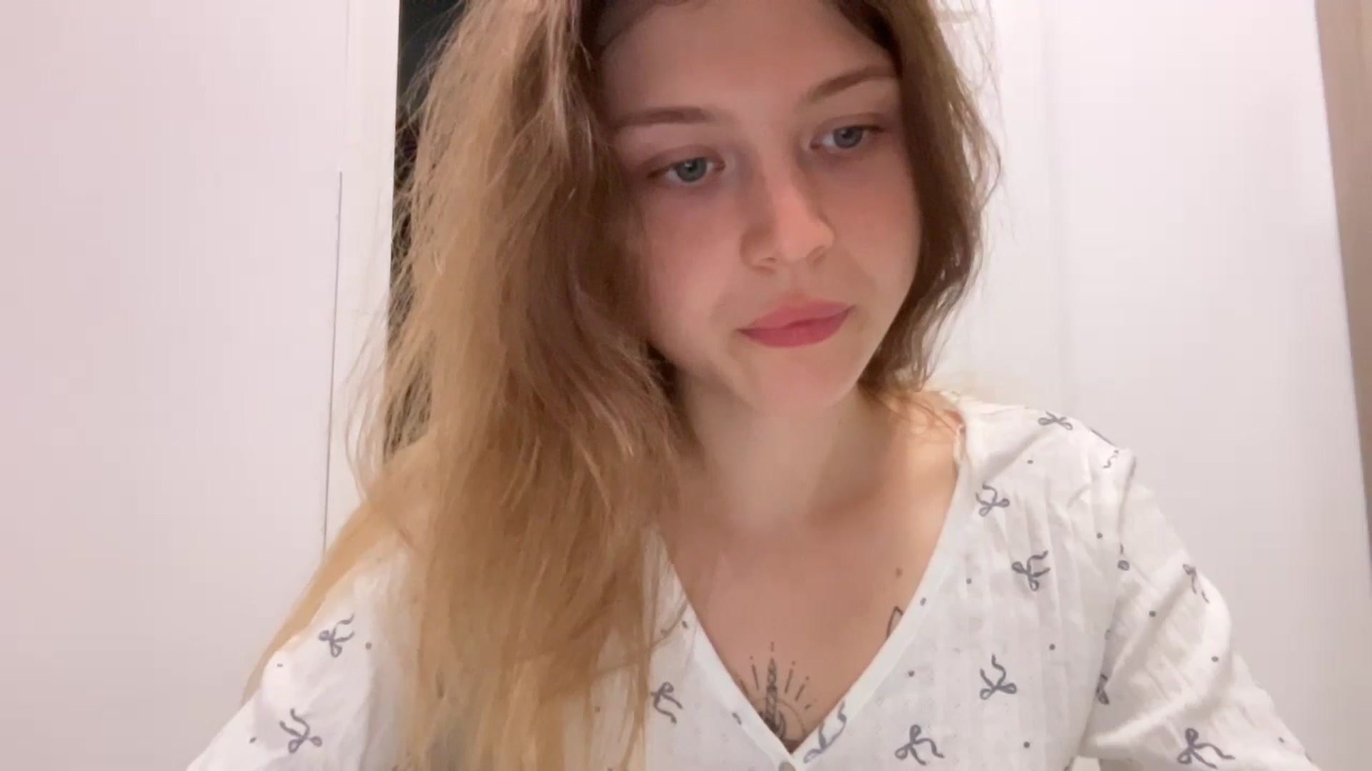 Gallery image thumbnail from Coconut_dream's myfreecams stream on, 07/31/2024, 09:03 image 6 of 20