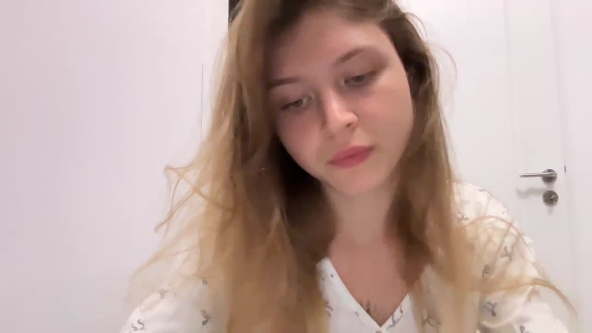 Gallery image thumbnail from Coconut_dream's myfreecams stream on, 07/31/2024, 09:17 image 5 of 20