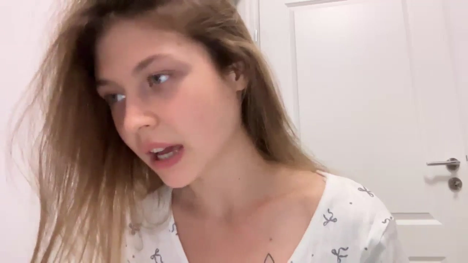 Gallery image thumbnail from Coconut_dream's myfreecams stream on, 08/01/2024, 10:25 image 20 of 20