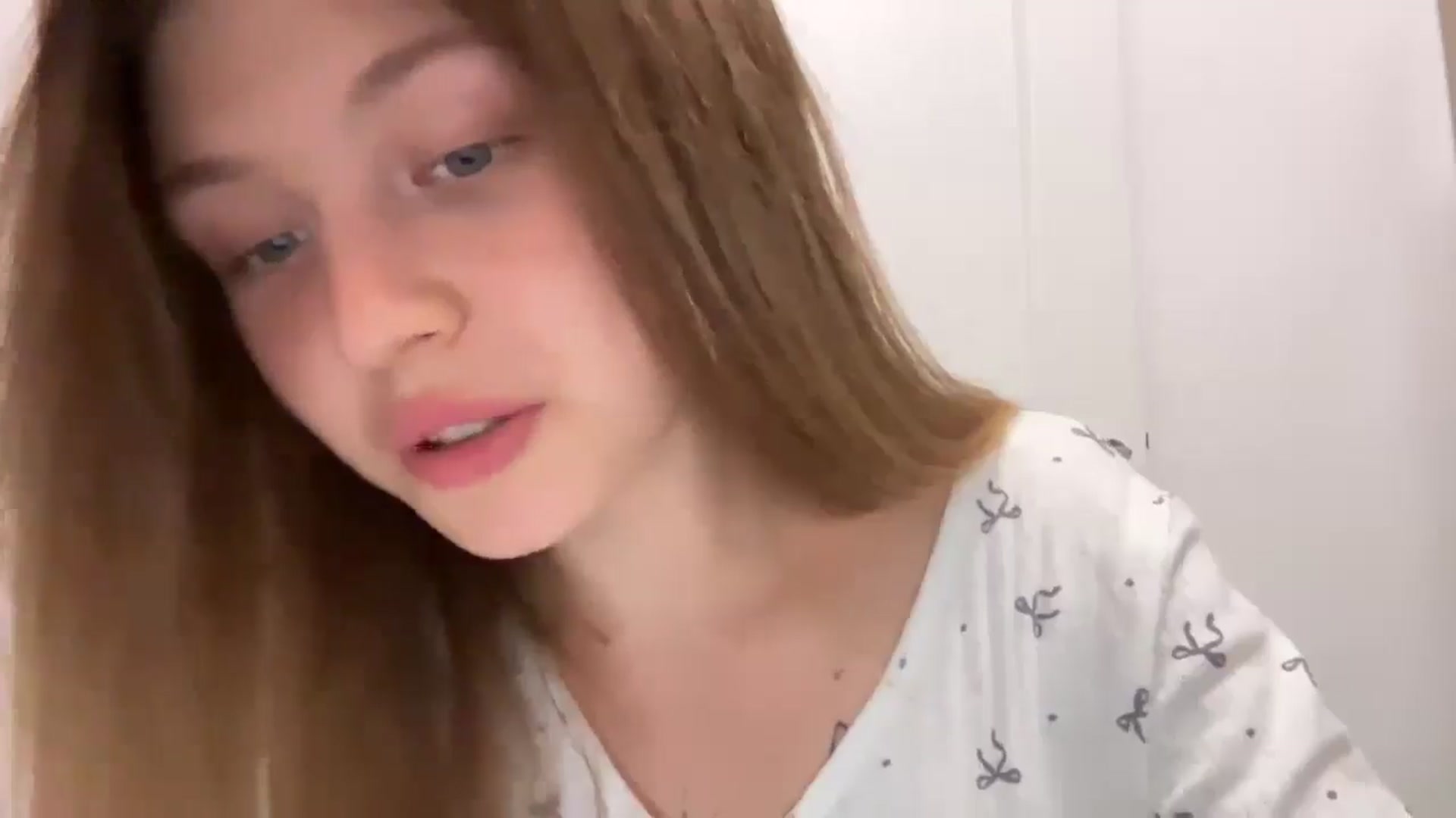 Gallery image thumbnail from Coconut_dream's myfreecams stream on, 08/01/2024, 11:31 image 11 of 20