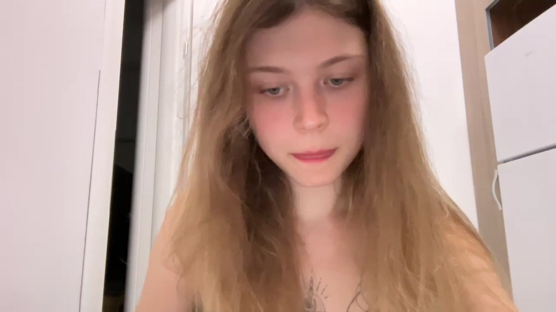 Gallery image thumbnail from Coconut_dream's myfreecams stream on, 08/02/2024, 08:09 image 15 of 20