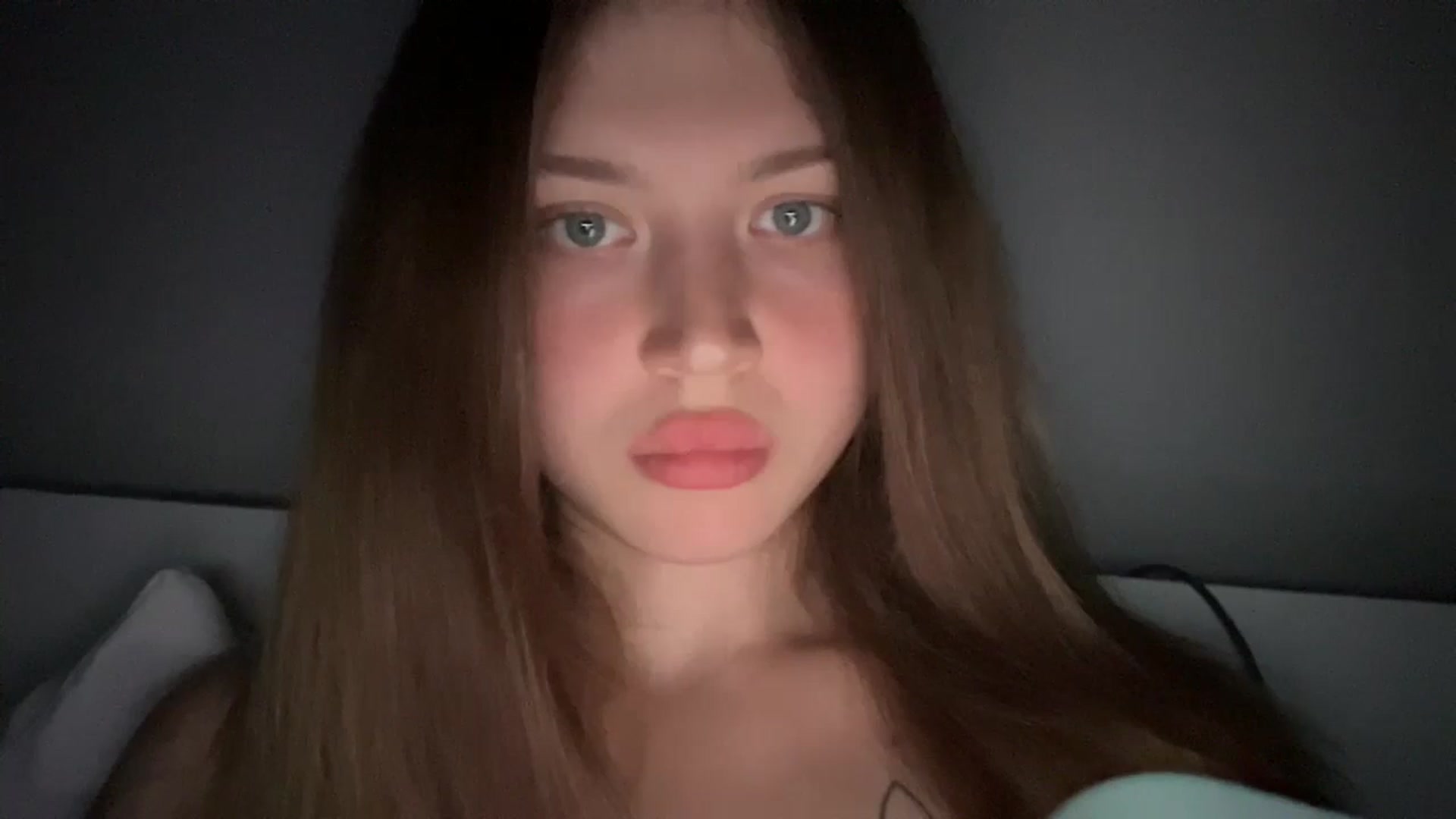 Gallery image thumbnail from Coconut_dream's myfreecams stream on, 08/03/2024, 18:51 image 3 of 20