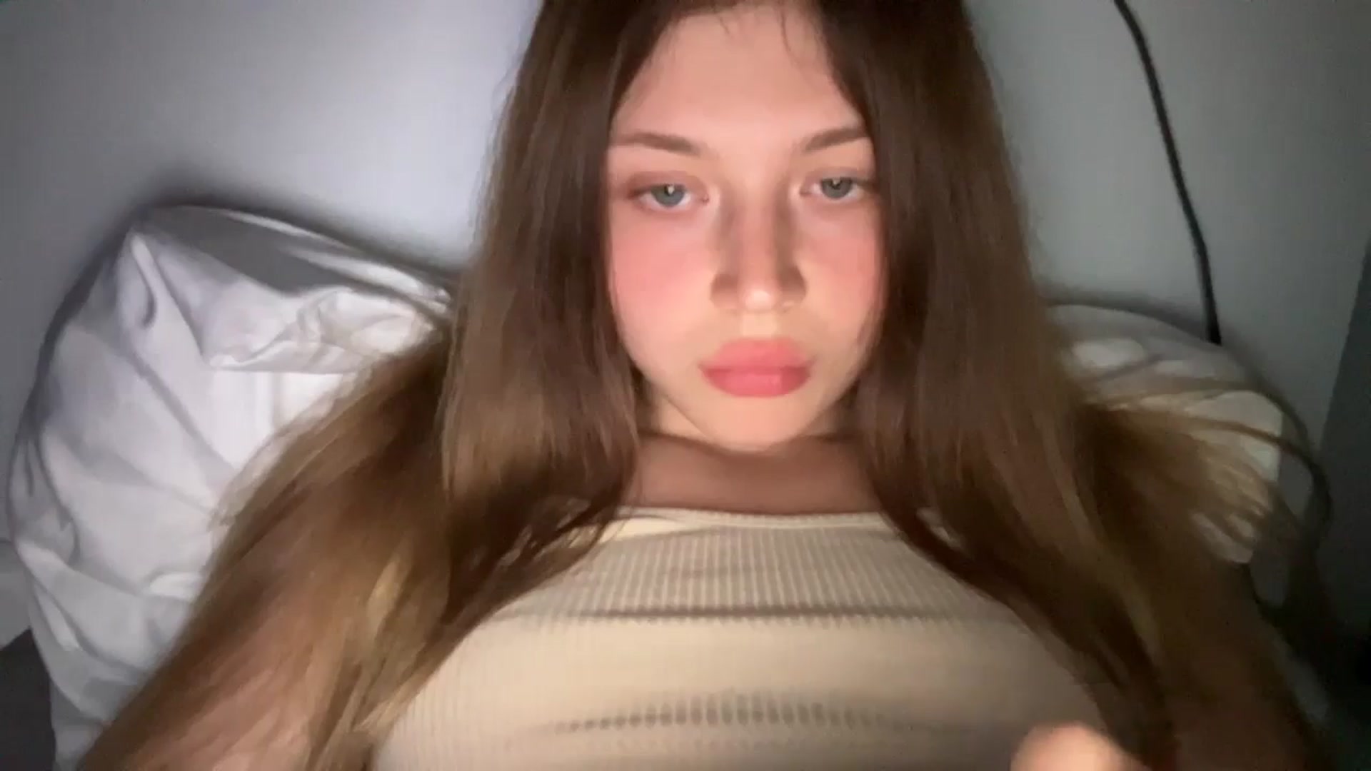 Gallery image thumbnail from Coconut_dream's myfreecams stream on, 08/03/2024, 18:51 image 13 of 20
