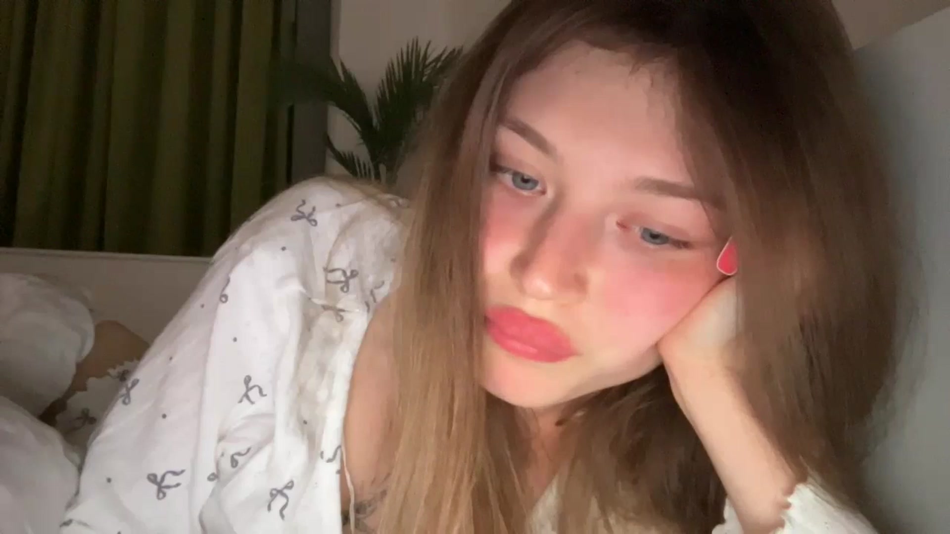 Gallery image thumbnail from Coconut_dream's myfreecams stream on, 08/05/2024, 19:55 image 11 of 20