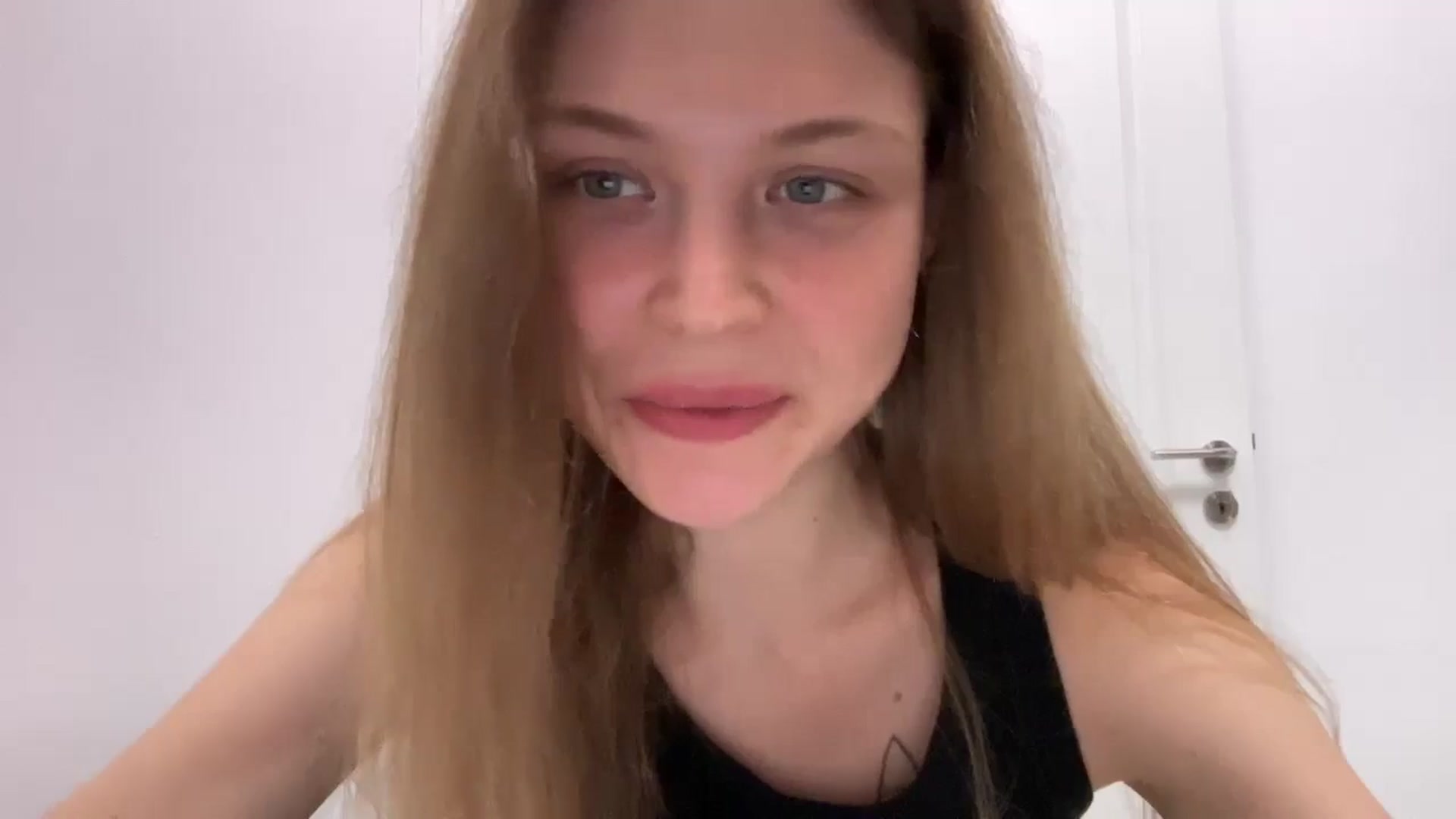 Gallery image thumbnail from Coconut_dream's myfreecams stream on, 08/06/2024, 18:20 image 18 of 20