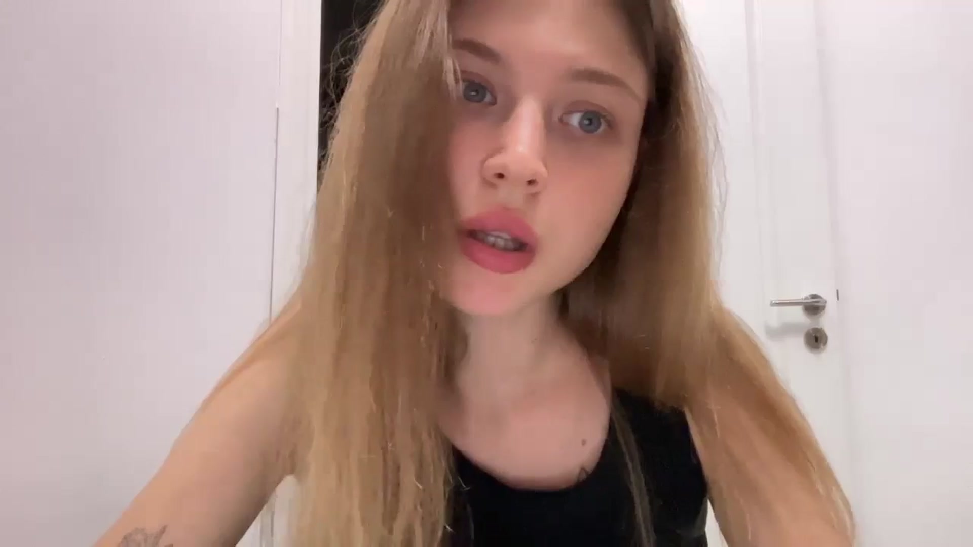 Gallery image thumbnail from Coconut_dream's myfreecams stream on, 08/06/2024, 18:20 image 19 of 20