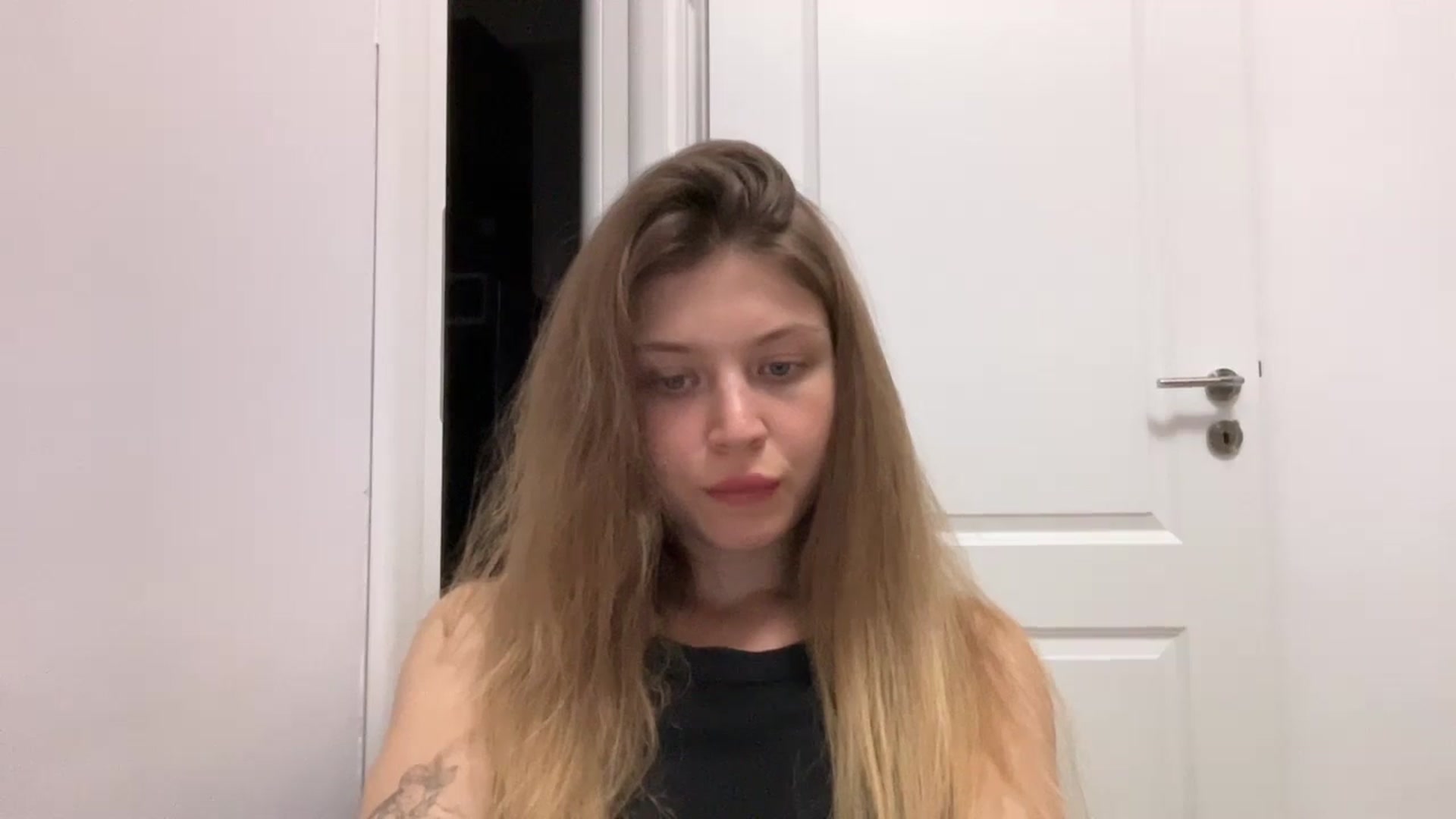 Gallery image thumbnail from Coconut_dream's myfreecams stream on, 08/06/2024, 20:01 image 19 of 20